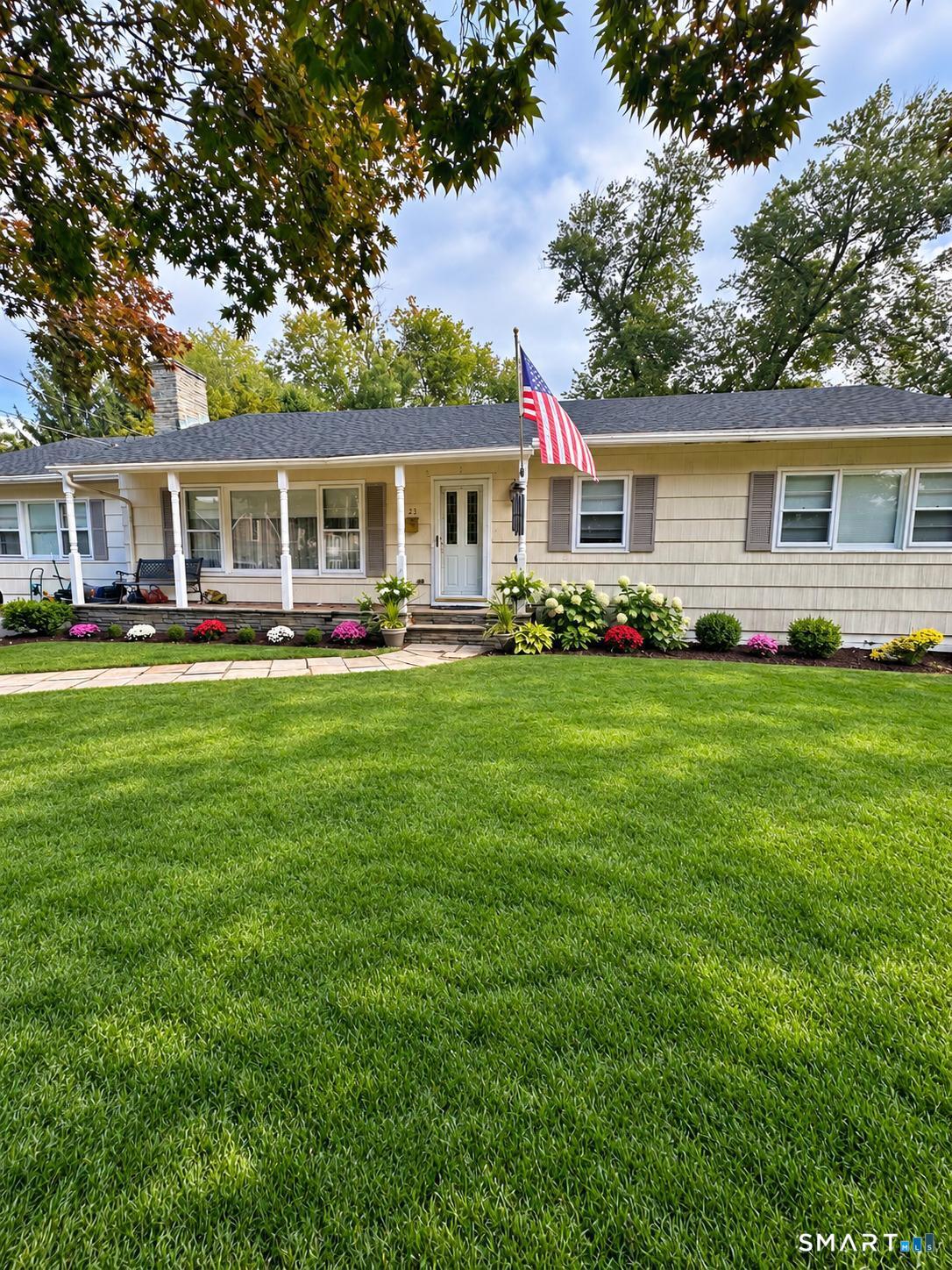 23 Clara Drive — photo