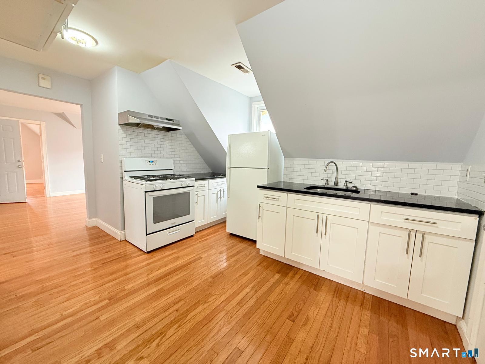 73 Vine Street 3 — photo