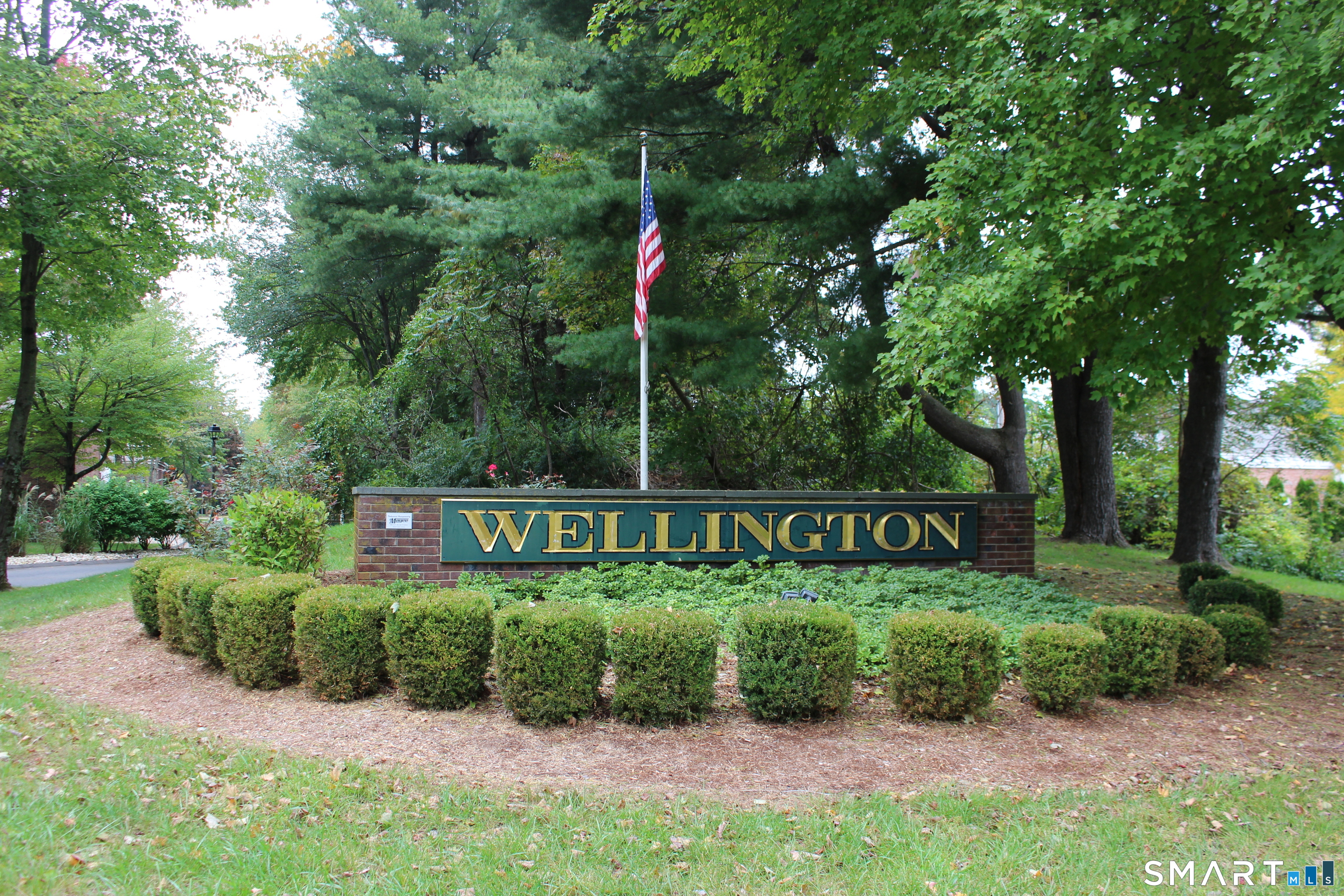 110 Wellington Drive — photo