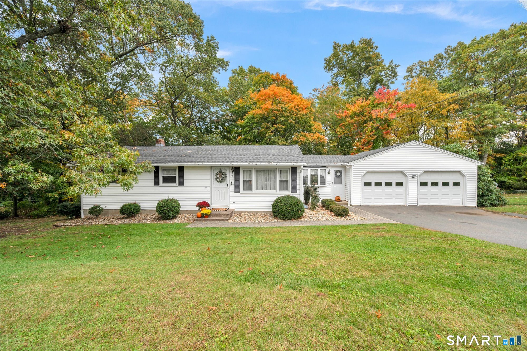 87 Scott Drive — photo