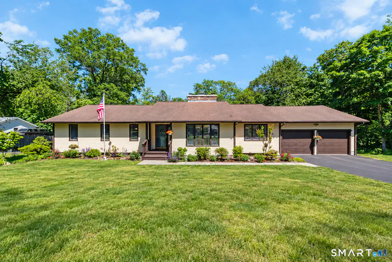 275 Wheelers Farms Road — photo