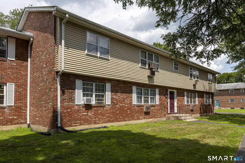 1087 Blue Hills Avenue C — photo