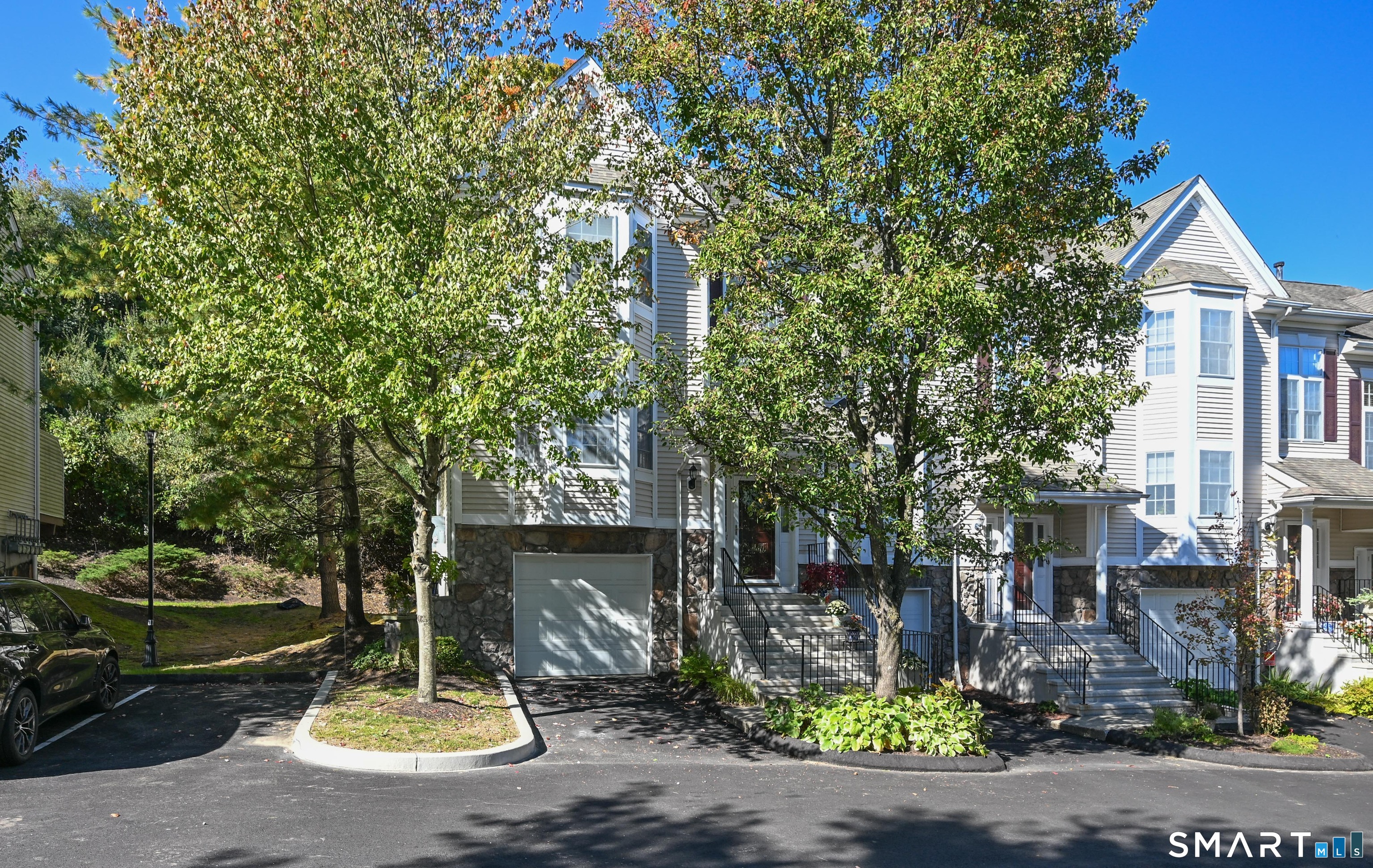 1801 Larson Drive Unit 1801 — photo