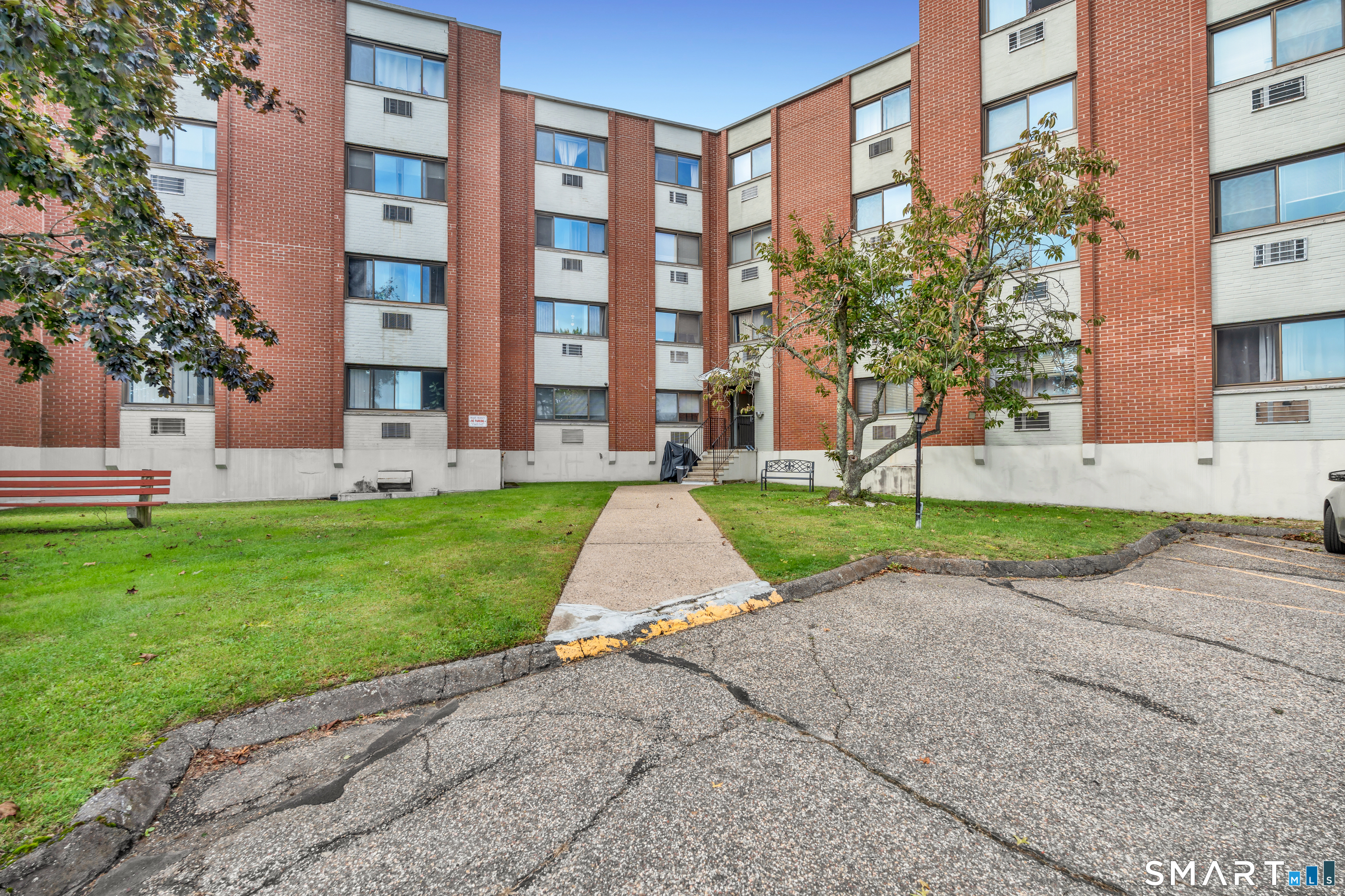 1700 Broadbridge Avenue C48 — photo