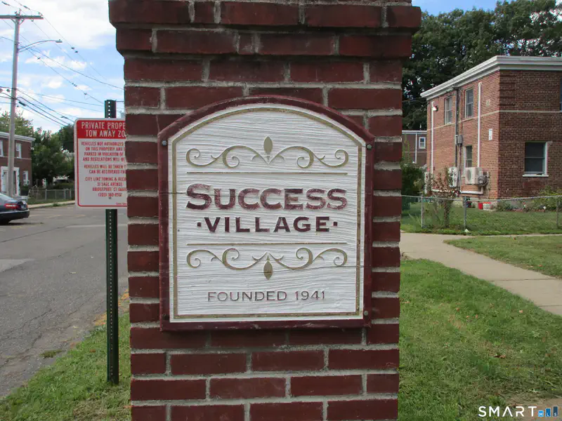 Court D 76 Success Avenue 28 — photo