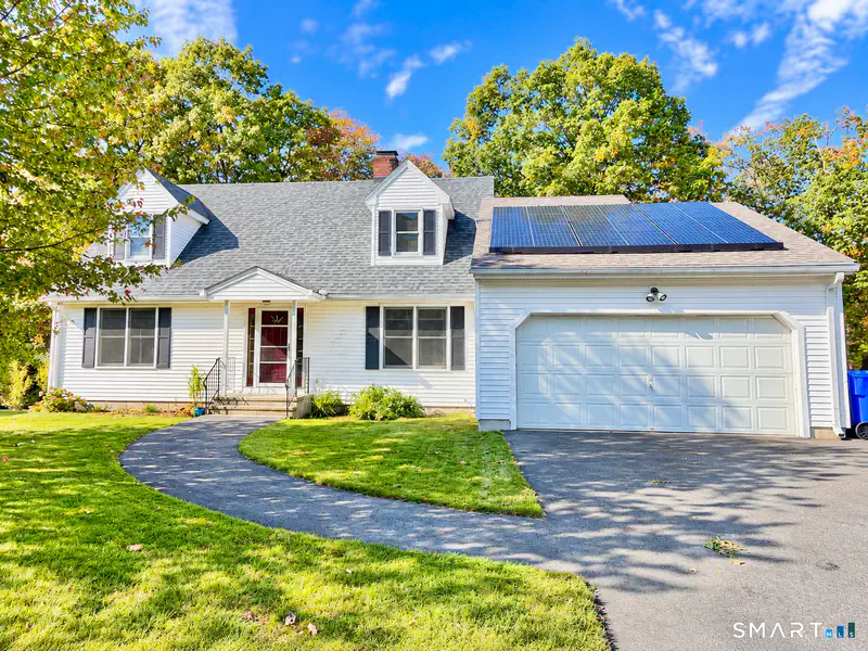 135 Ginger Lane — photo
