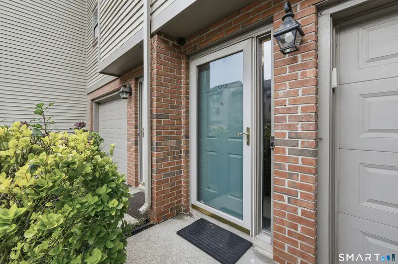 86 Metacomet Drive 86 — photo