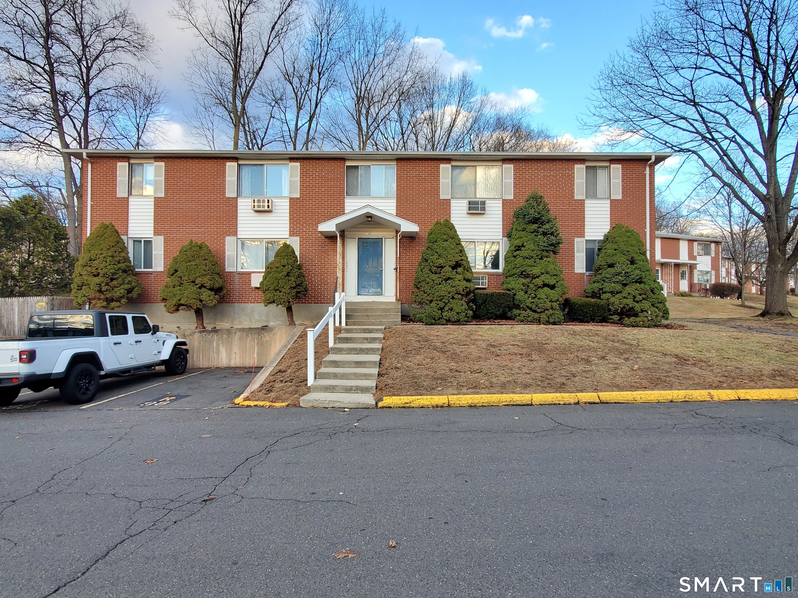 273 Queen Street 11D — photo