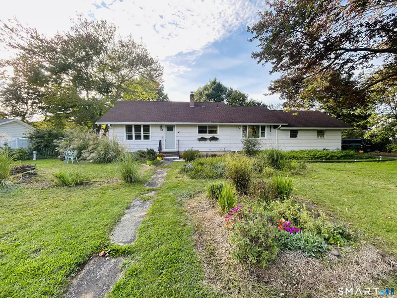 18 Russo Drive — photo
