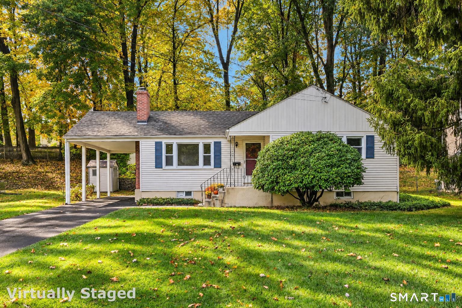 25 Westlook Road — photo