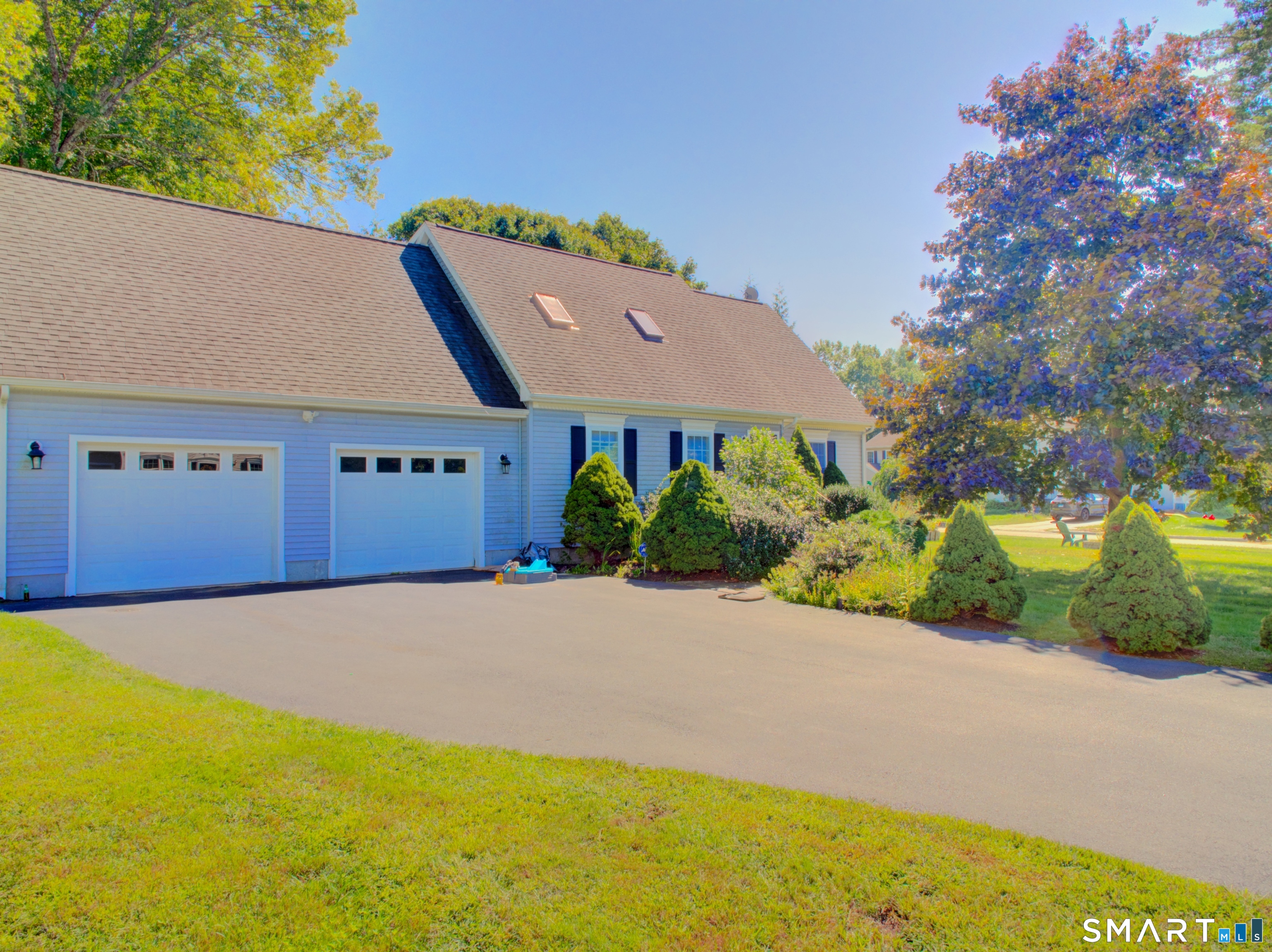 16 Jefferson Drive — photo
