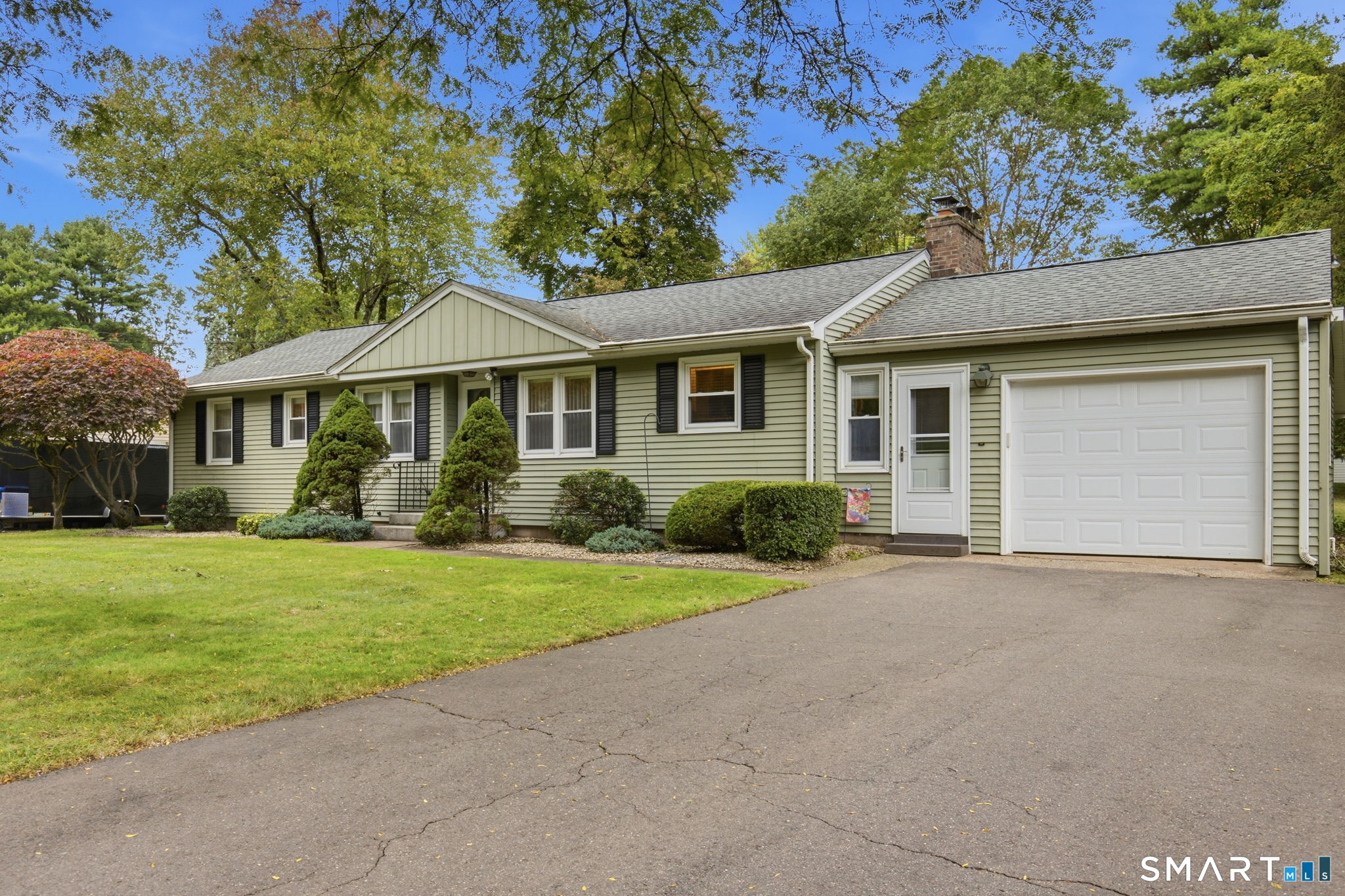 327 Burnham Street — photo