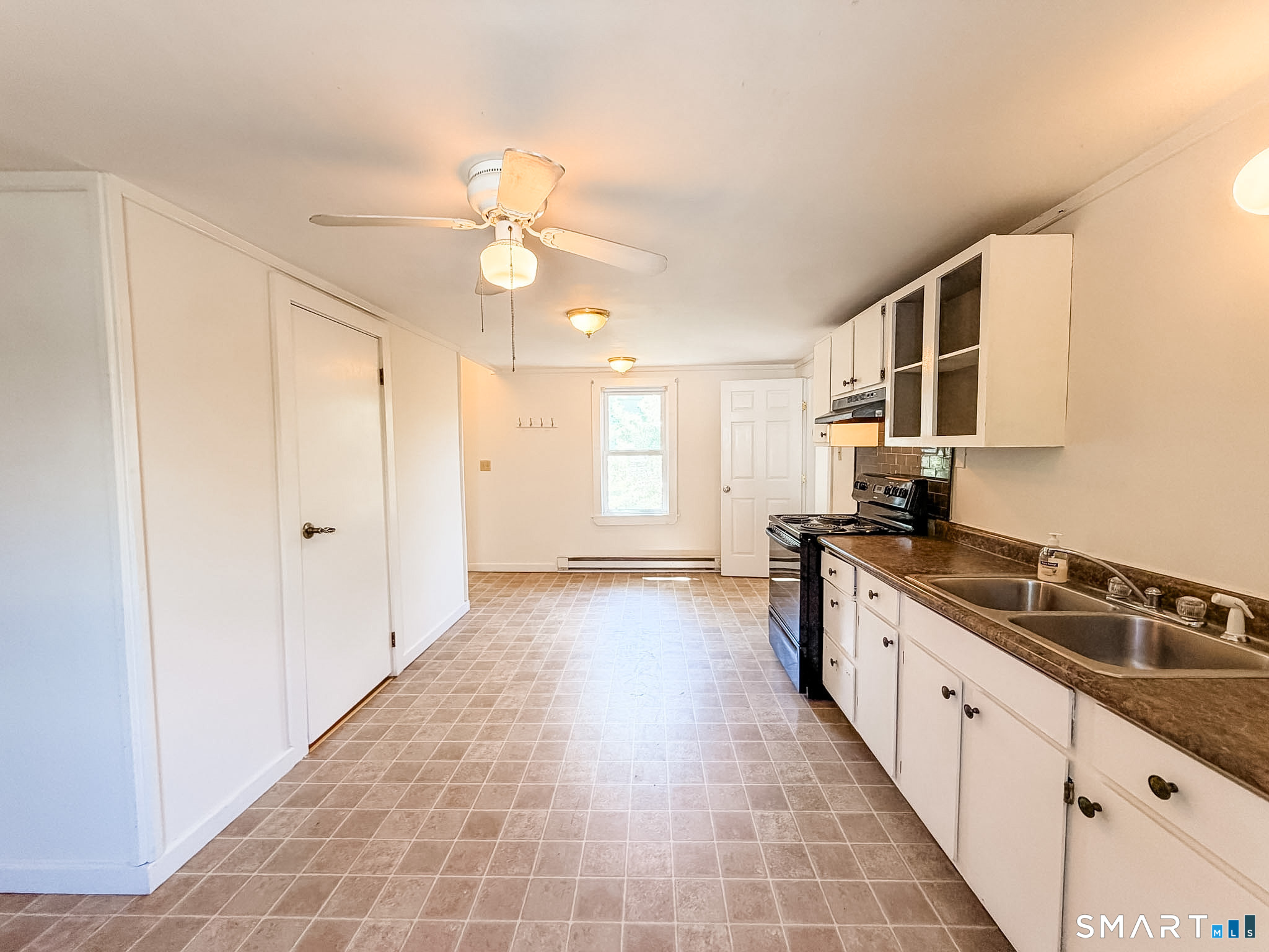 602 North Main Street, Killingly, CT 06239 — photo 3