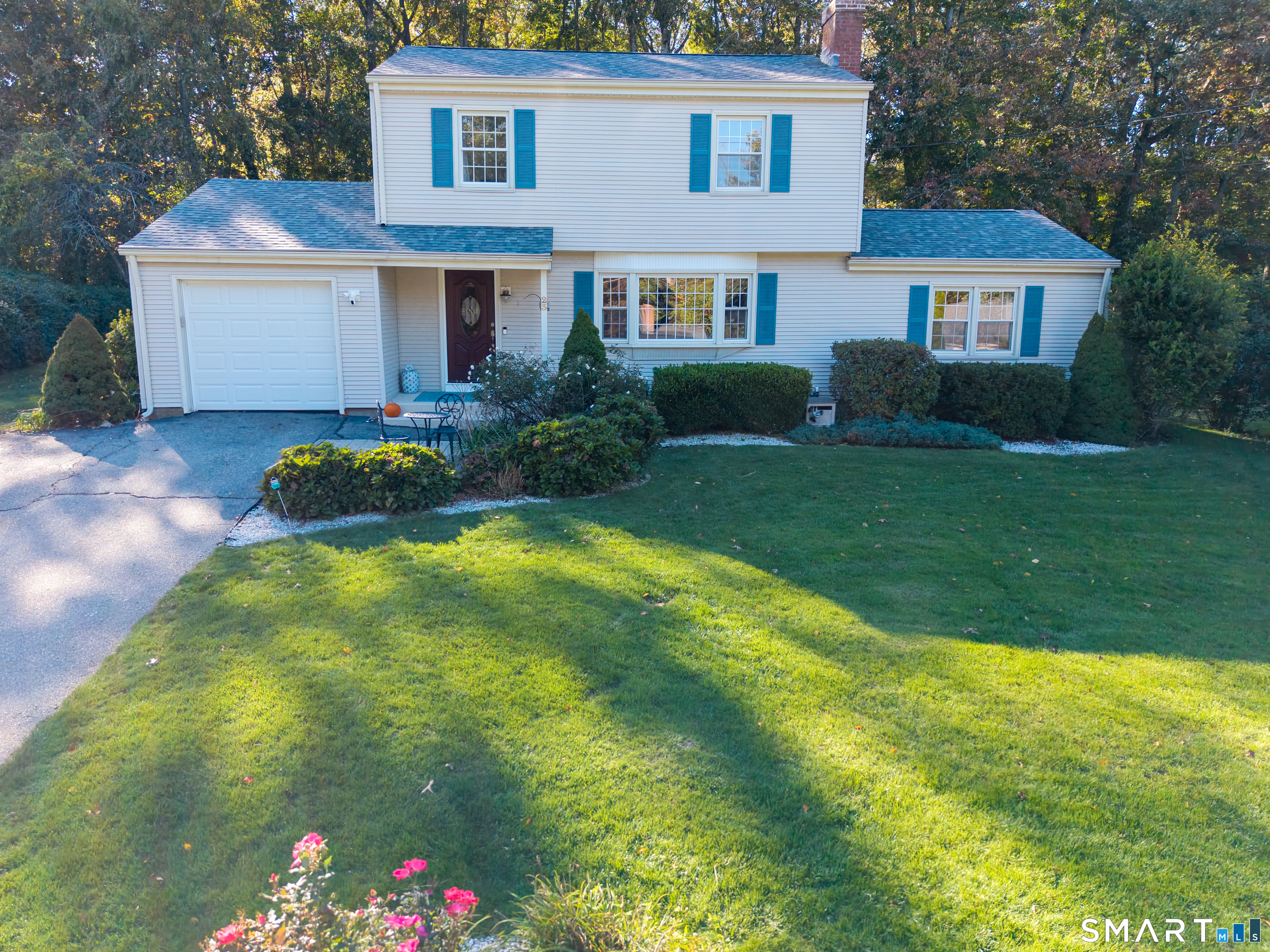 23 Oakwood Drive — photo