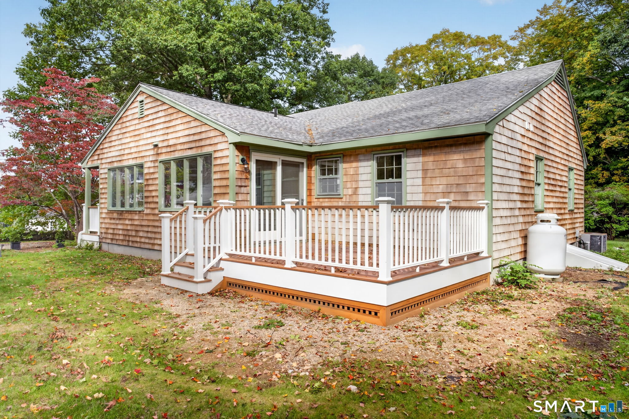 Home in Groton, CT 06355 — photo 3