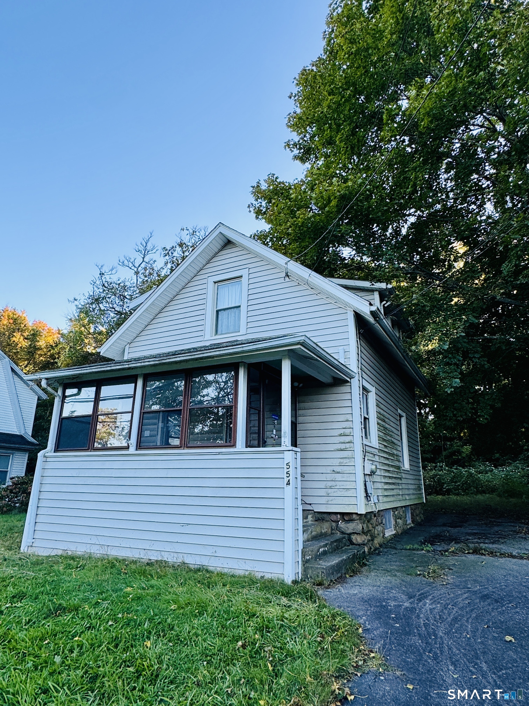 Home in Waterford, CT 06385 — photo 2