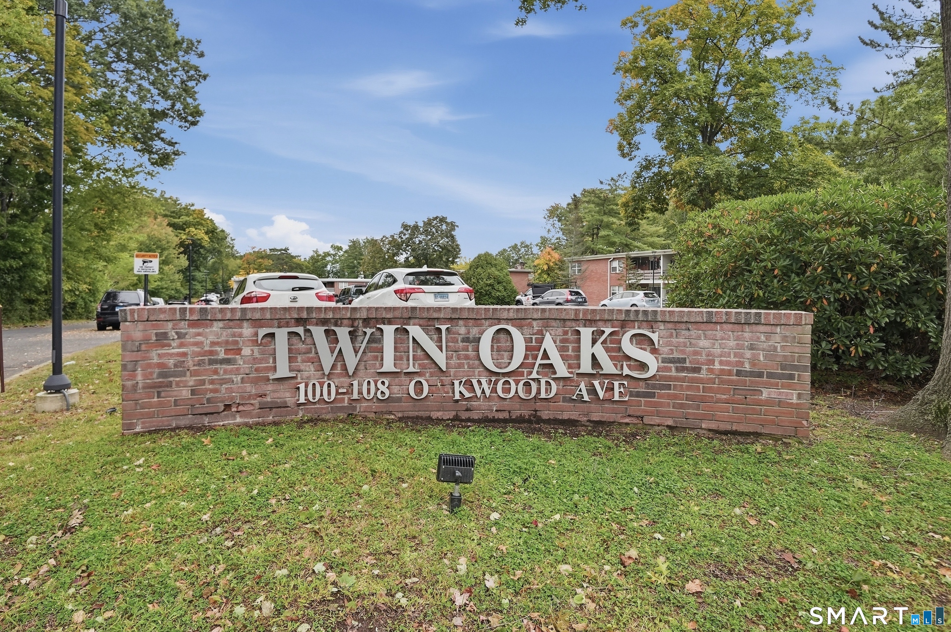 108 Oakwood Avenue Unit T4 — photo