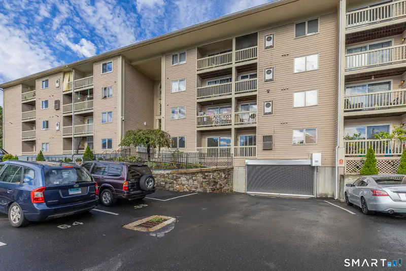 980 Lindley Street Unit 108H — photo