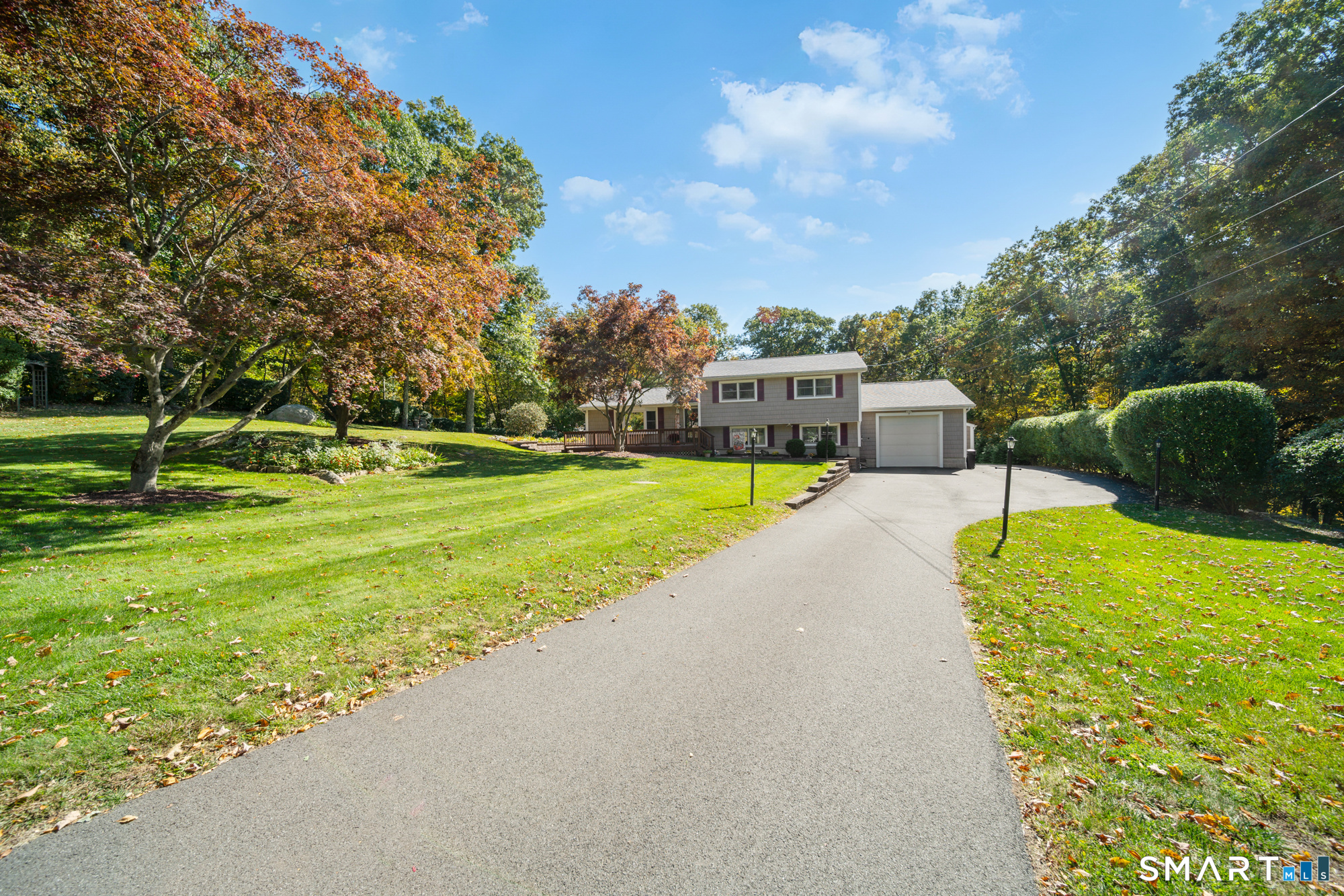 5 Twin Rocks Drive — photo