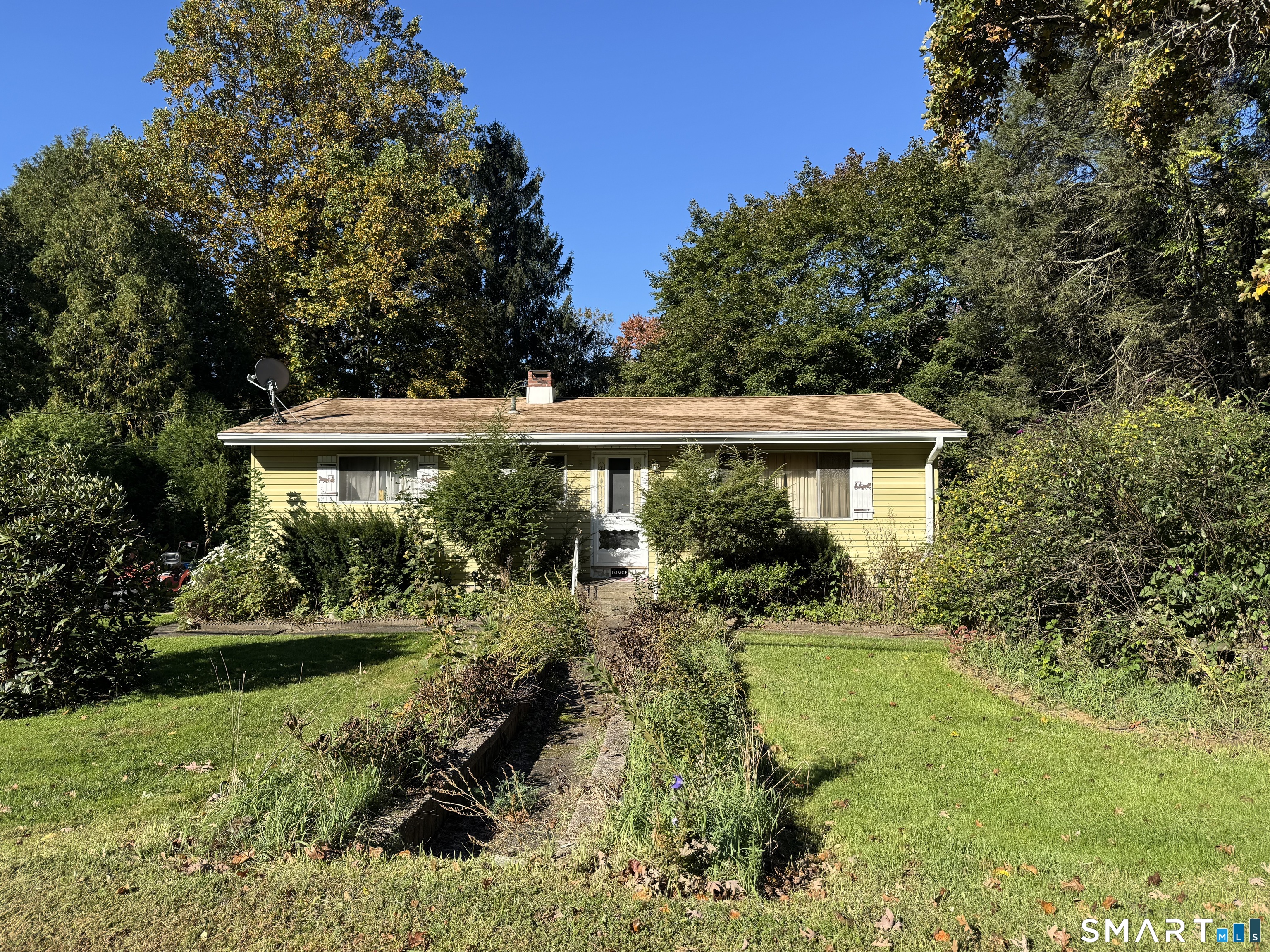 721 Maple Hill Road — photo