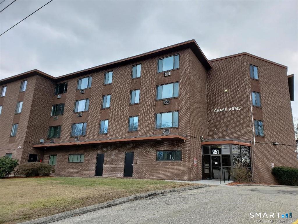 951 Chase Parkway C7 — photo