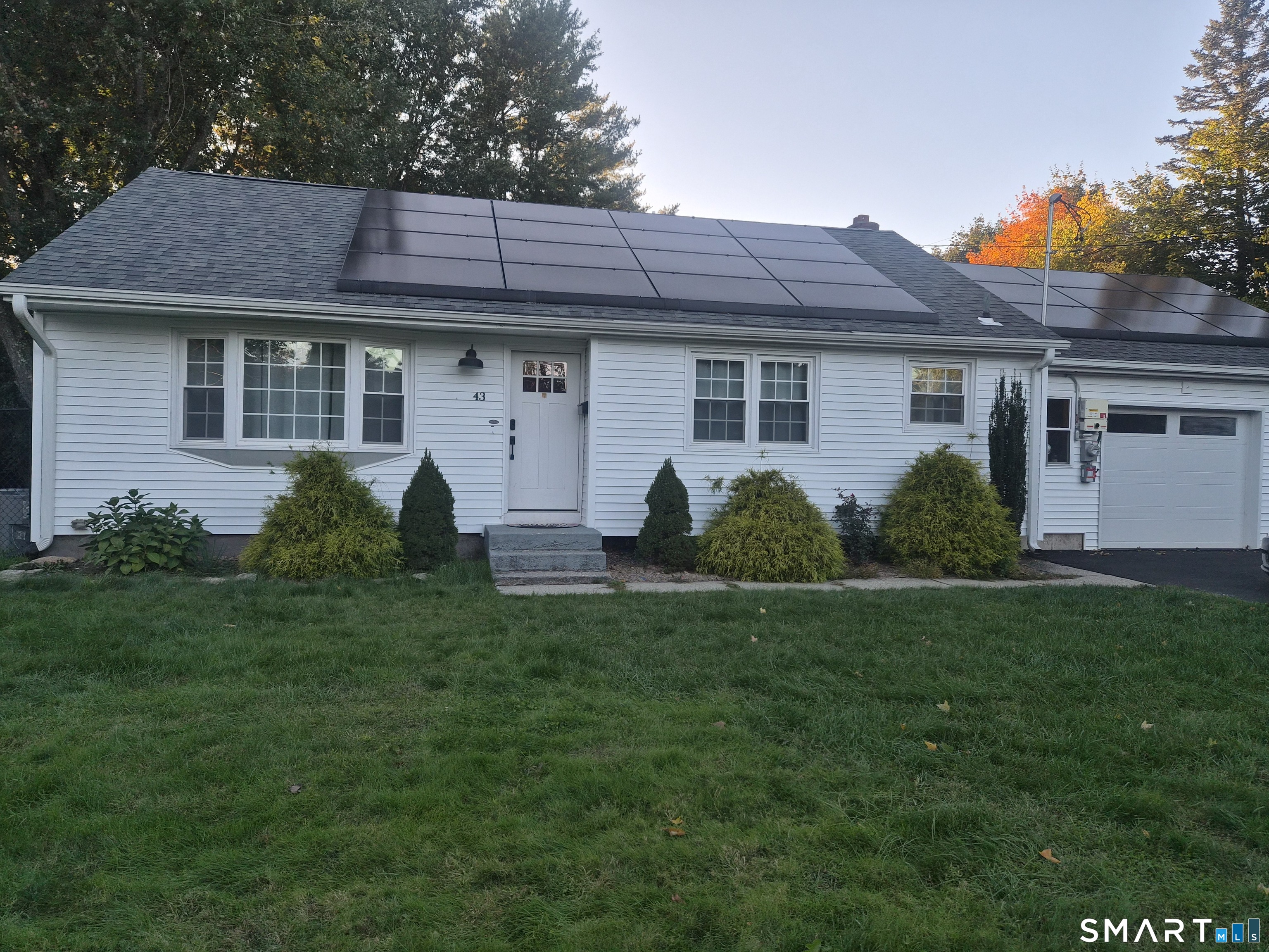 43 Manor Lane — photo