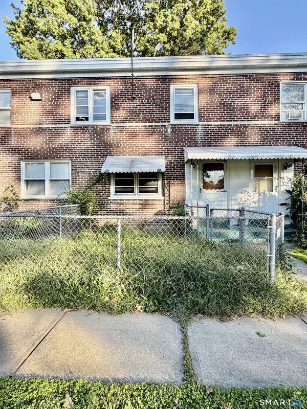 28 Court B Building 21 — photo