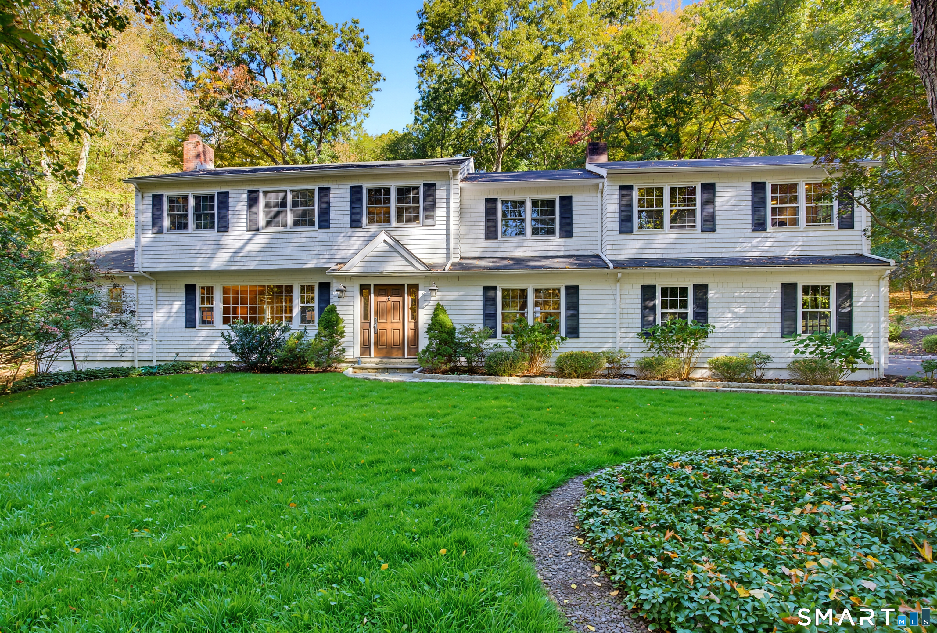 8 Glen Lane — photo