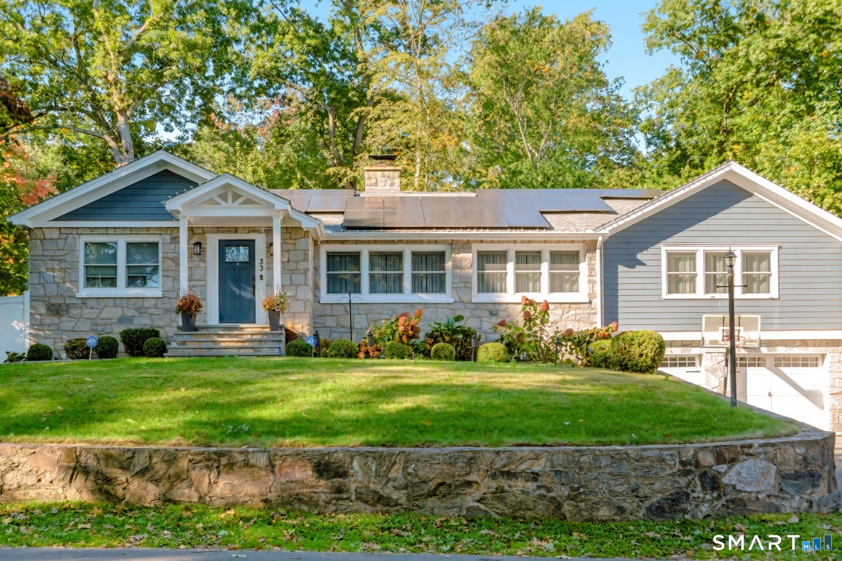 33 Rocky Ridge Drive — photo