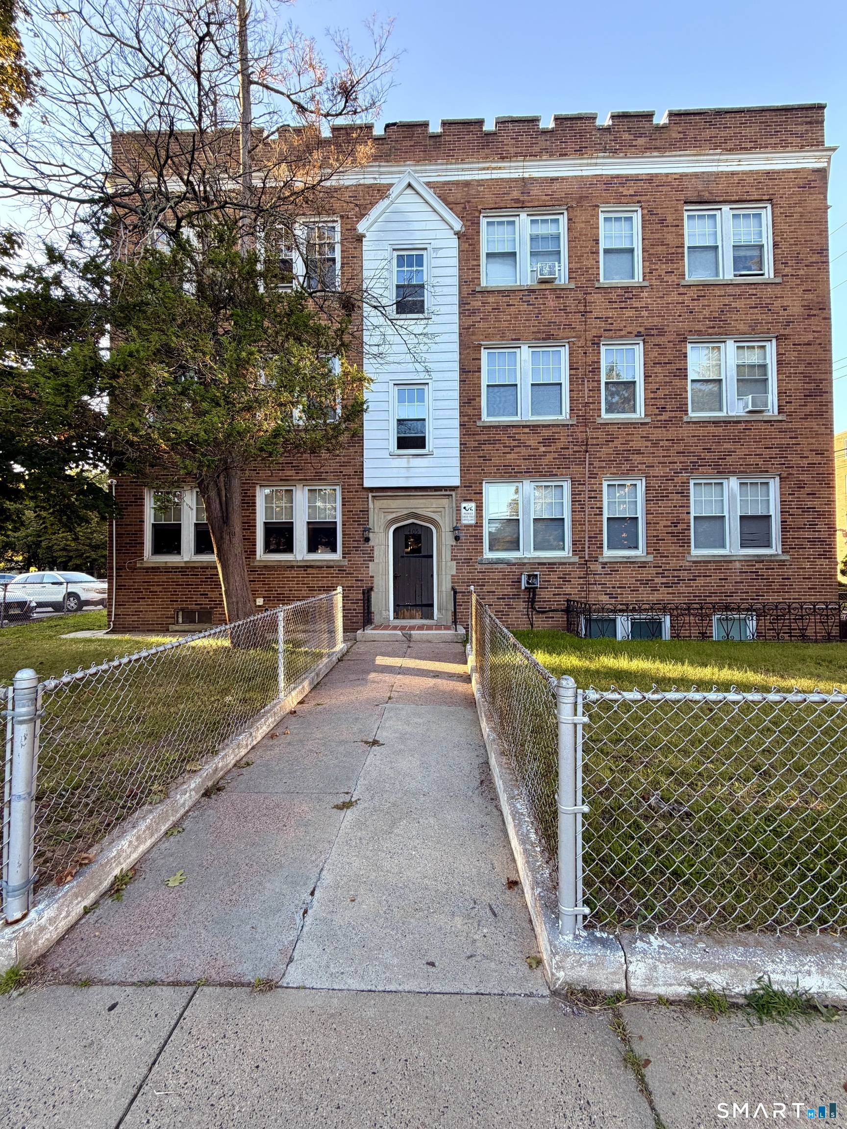 405 Main Street Unit 10 — photo