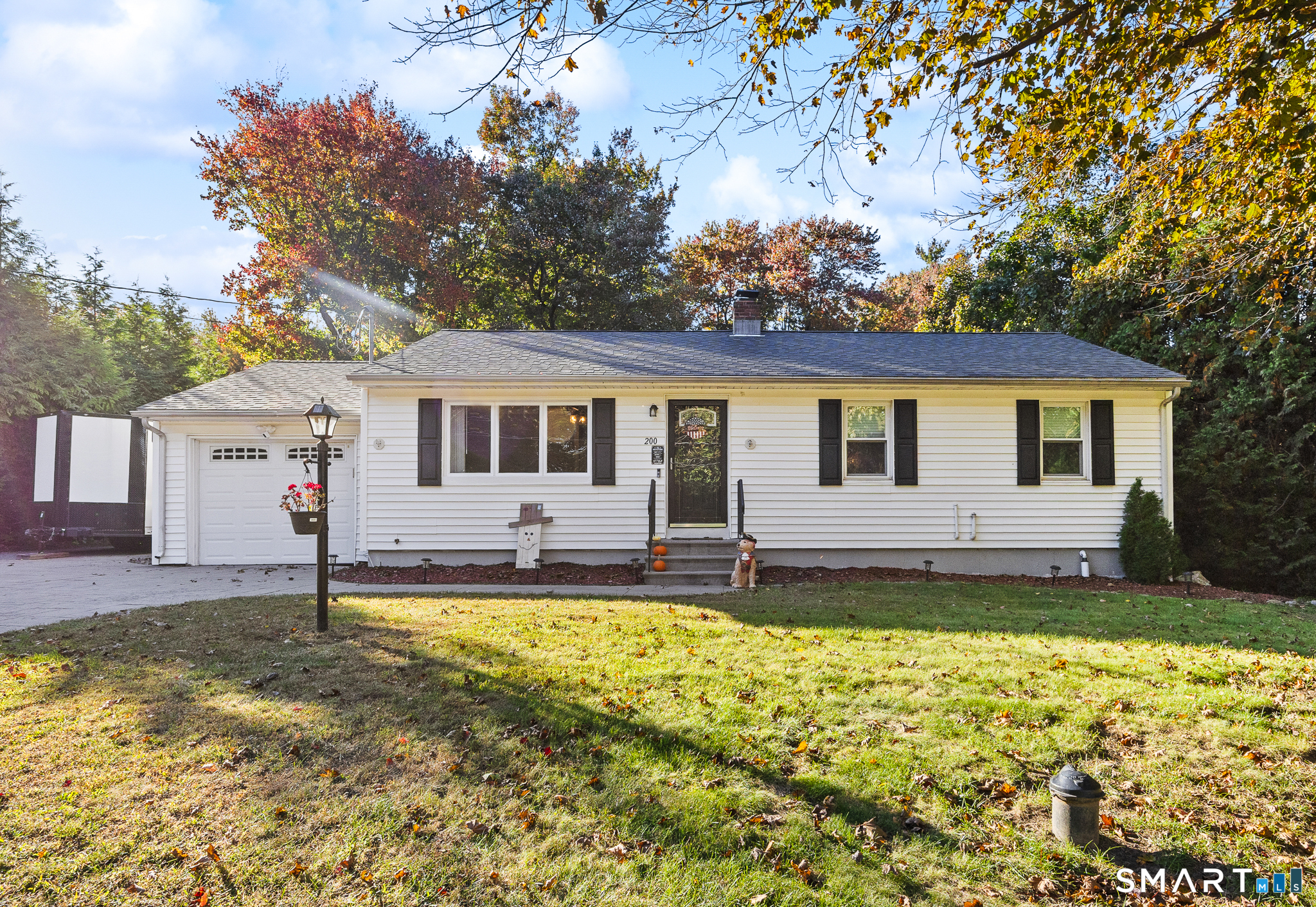 200 Cook Road — photo