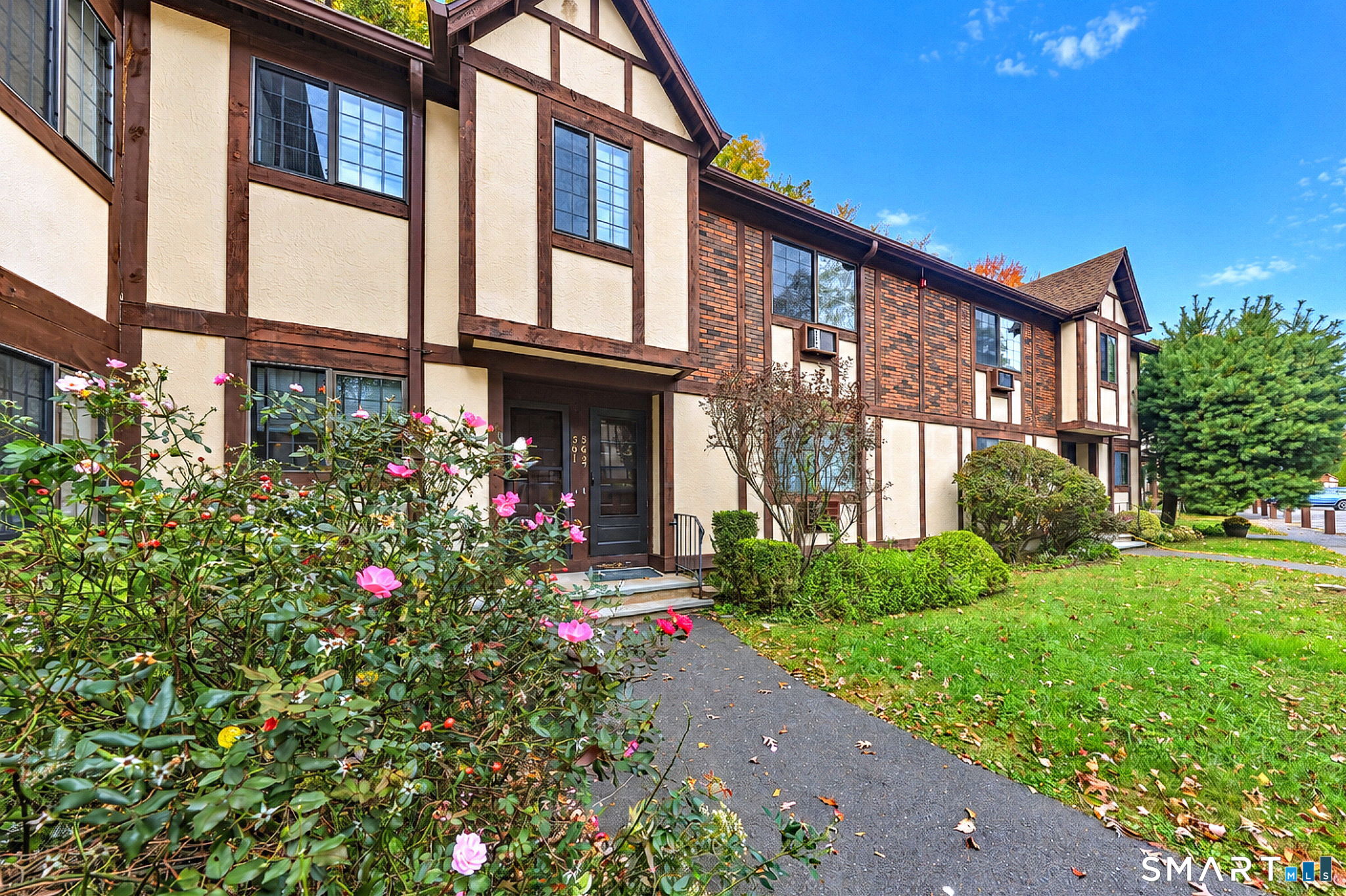 562 Swanson Crescent Unit 562 — photo