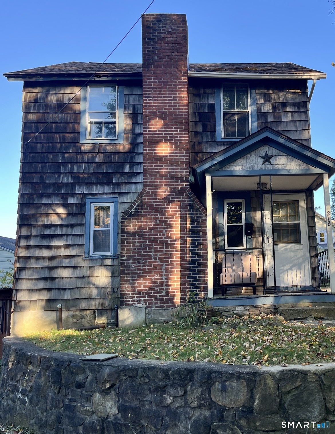 218 Oak Street — photo