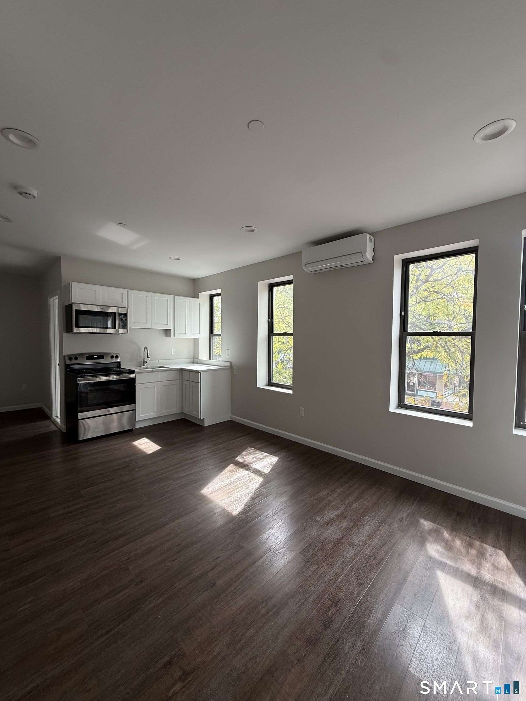 27 Main Street Unit 6 — photo