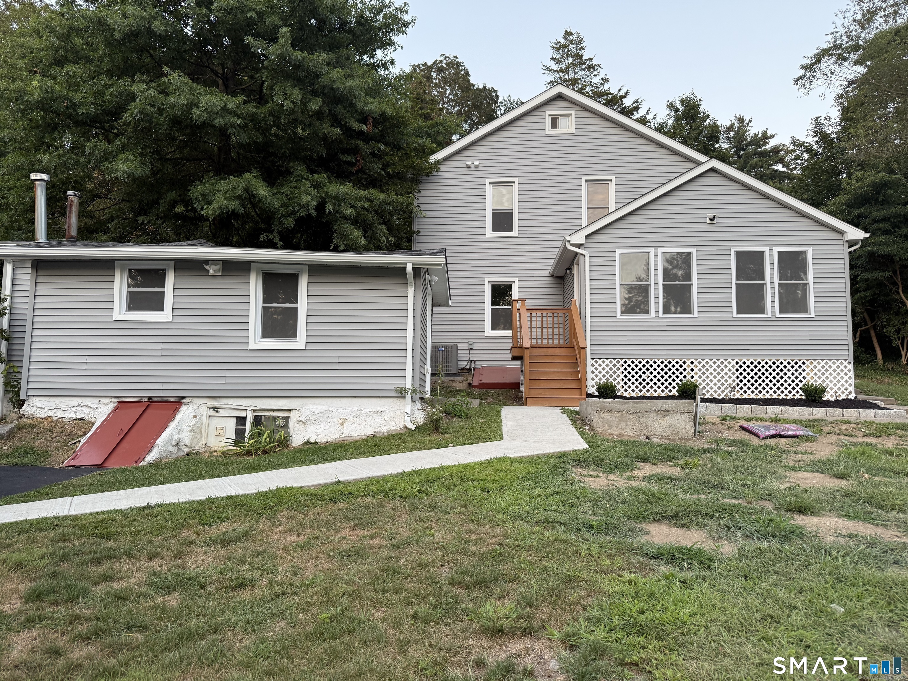 465 James Farm Road — photo