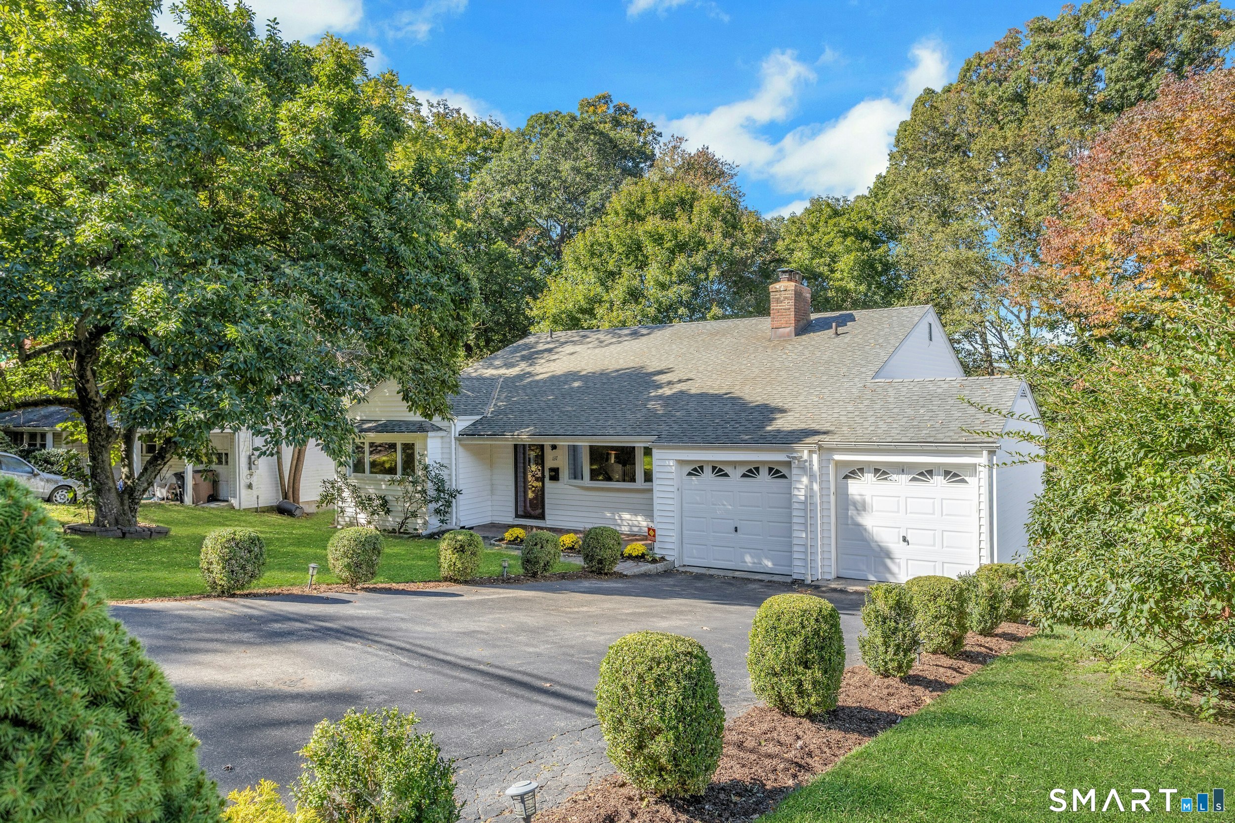 137 Wood Ridge Drive — photo