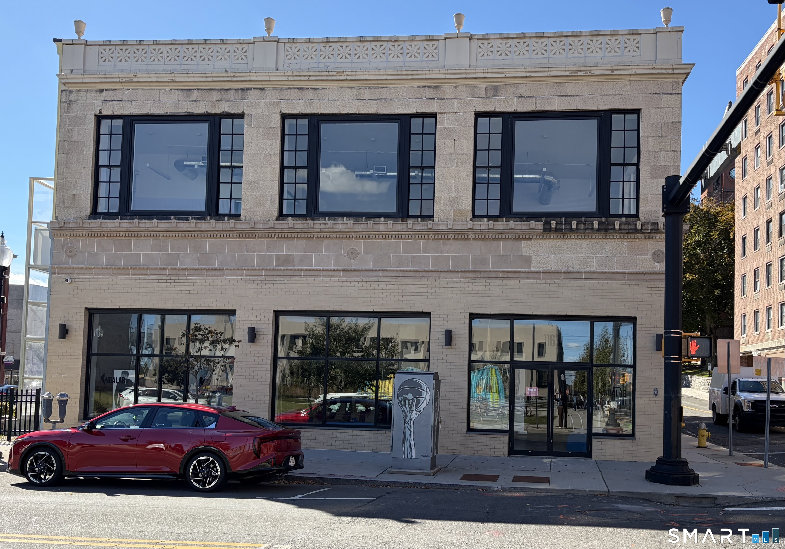 1163 Main Street — photo