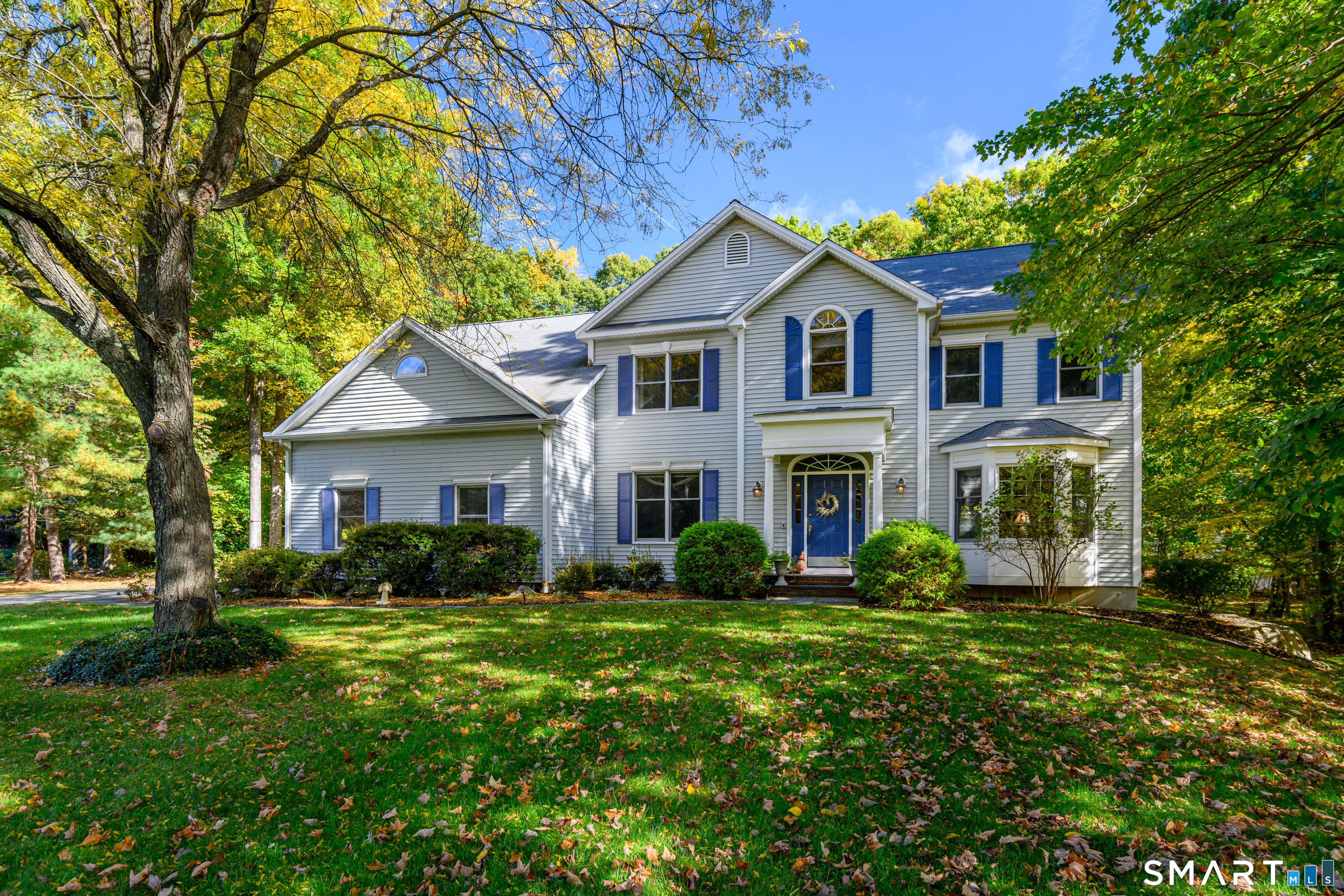 25 Maplewood Drive — photo