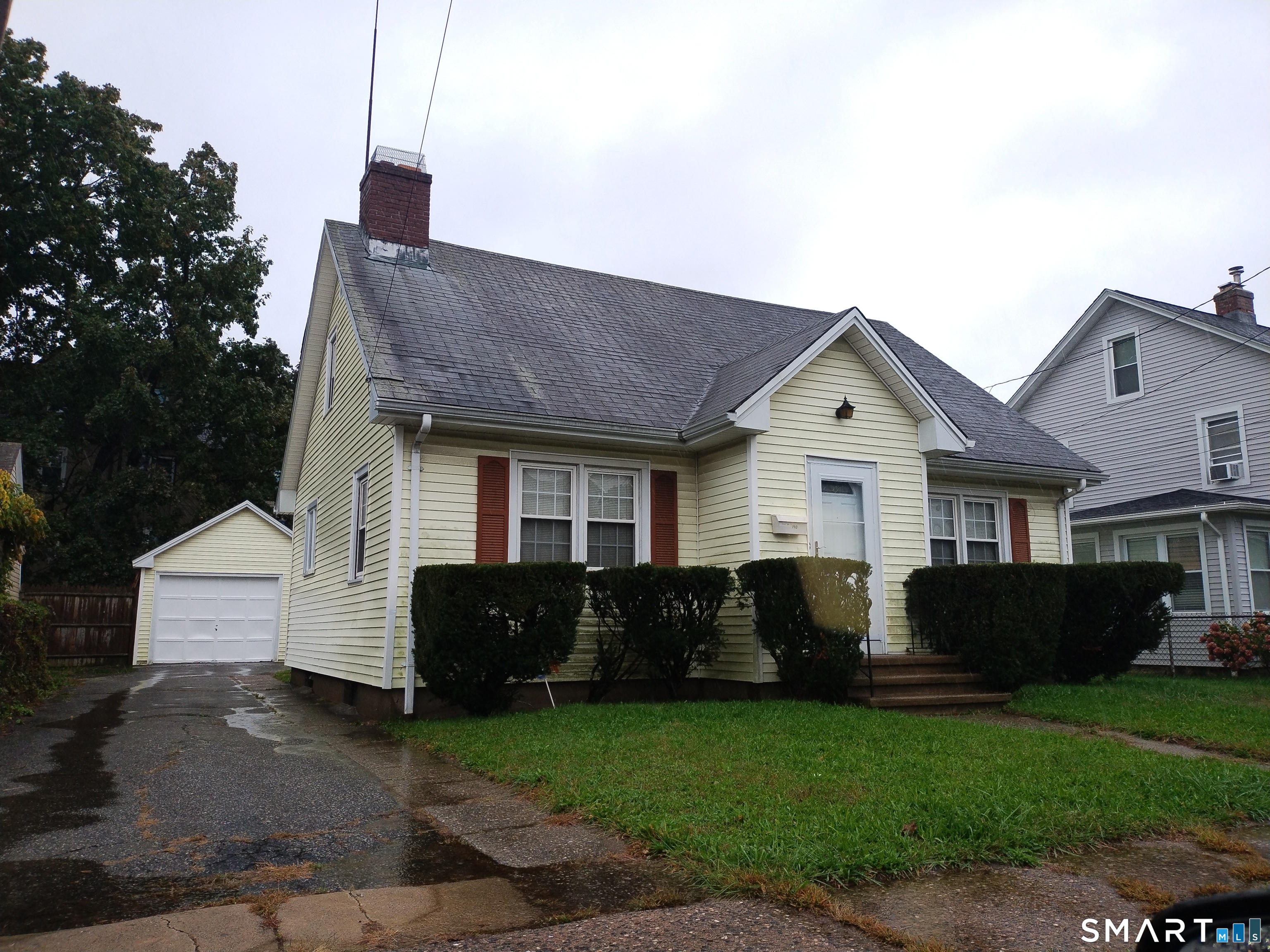 140 Beardsley Park Terrace — photo