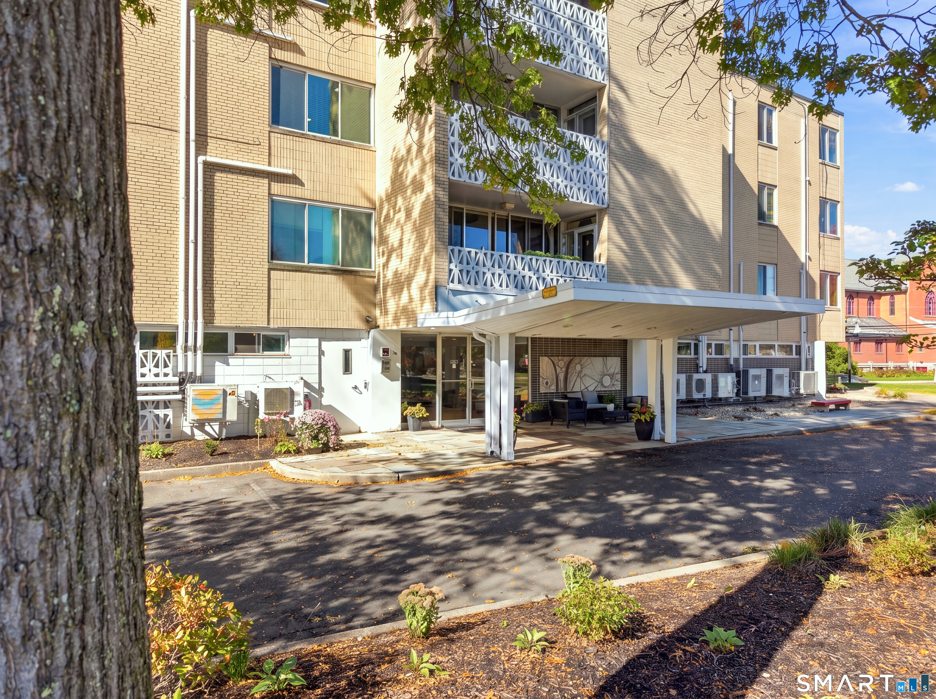 5 Bishop Road Unit 304 — photo