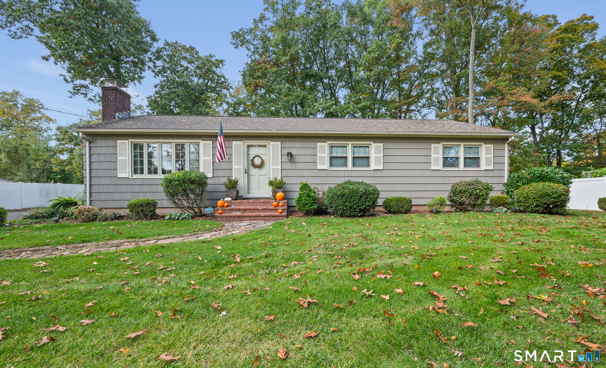 17 Edgewood Drive — photo