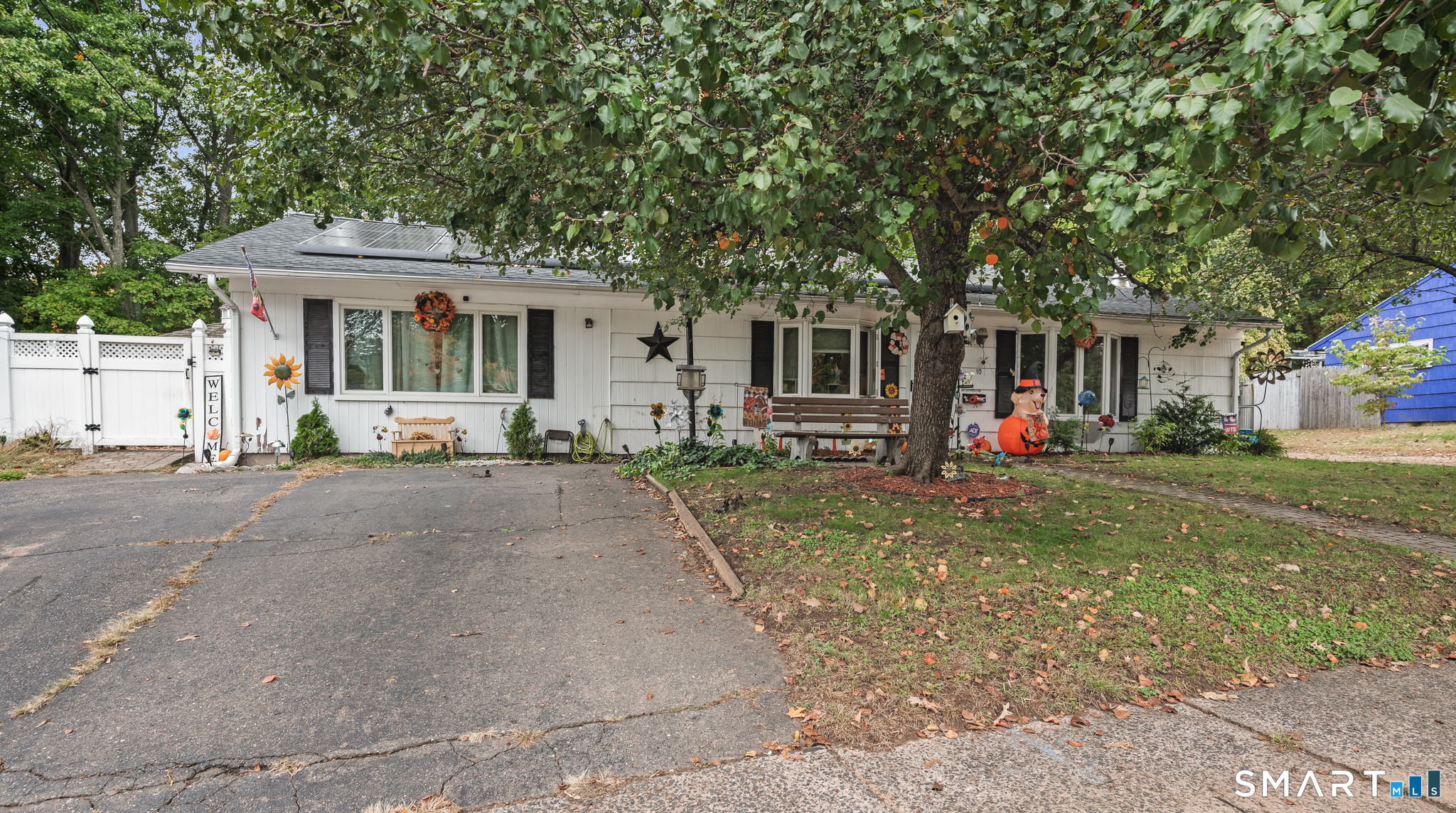 10 Eagle Court — photo
