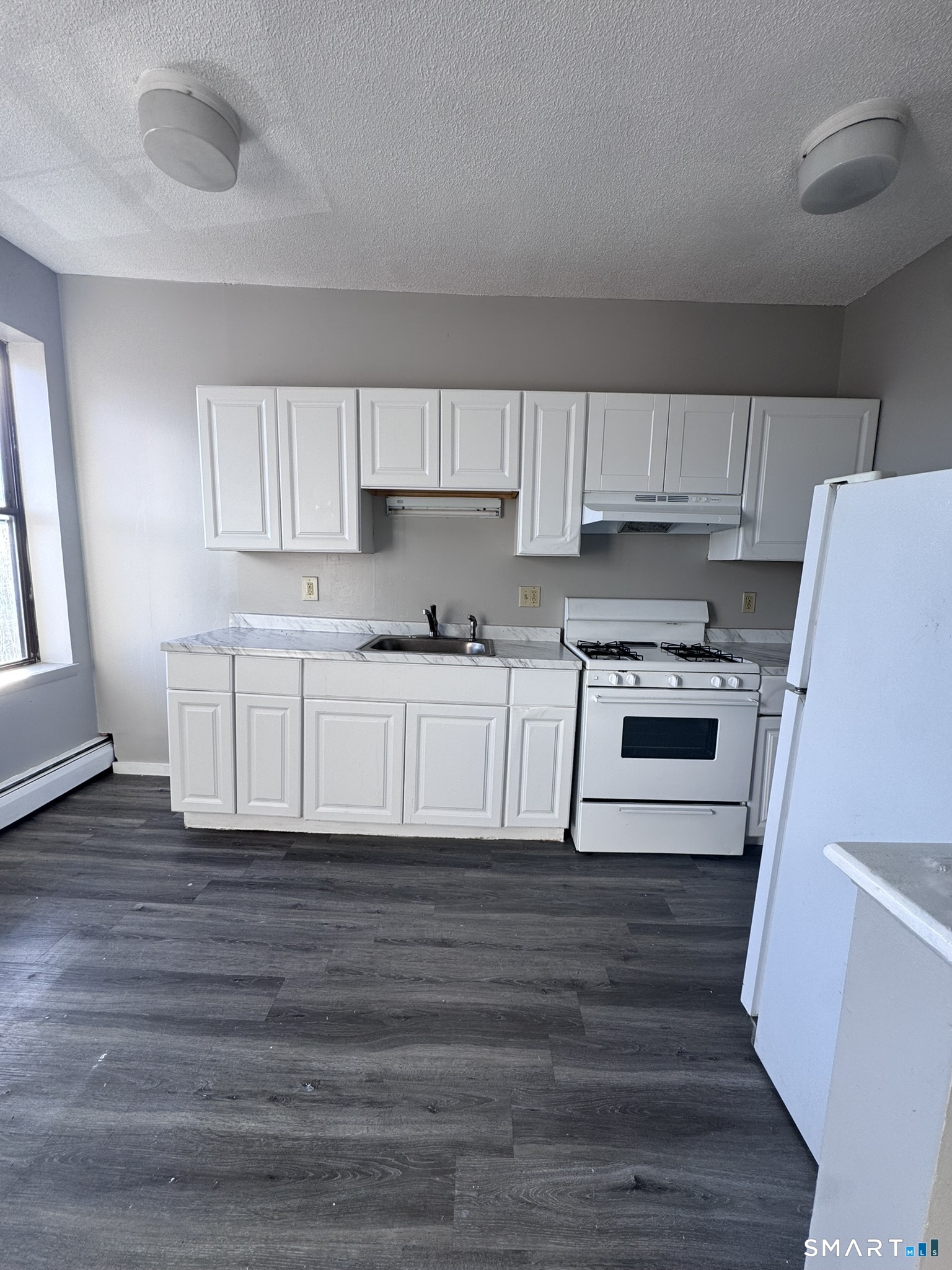 56 Maple Avenue Unit 302 — photo