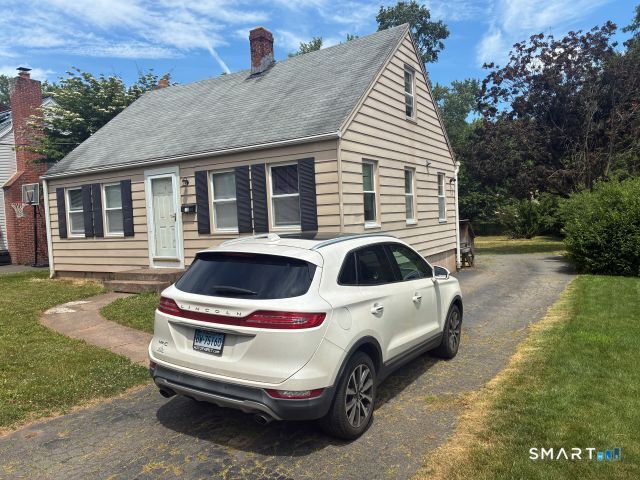 63 Thompson Street — photo