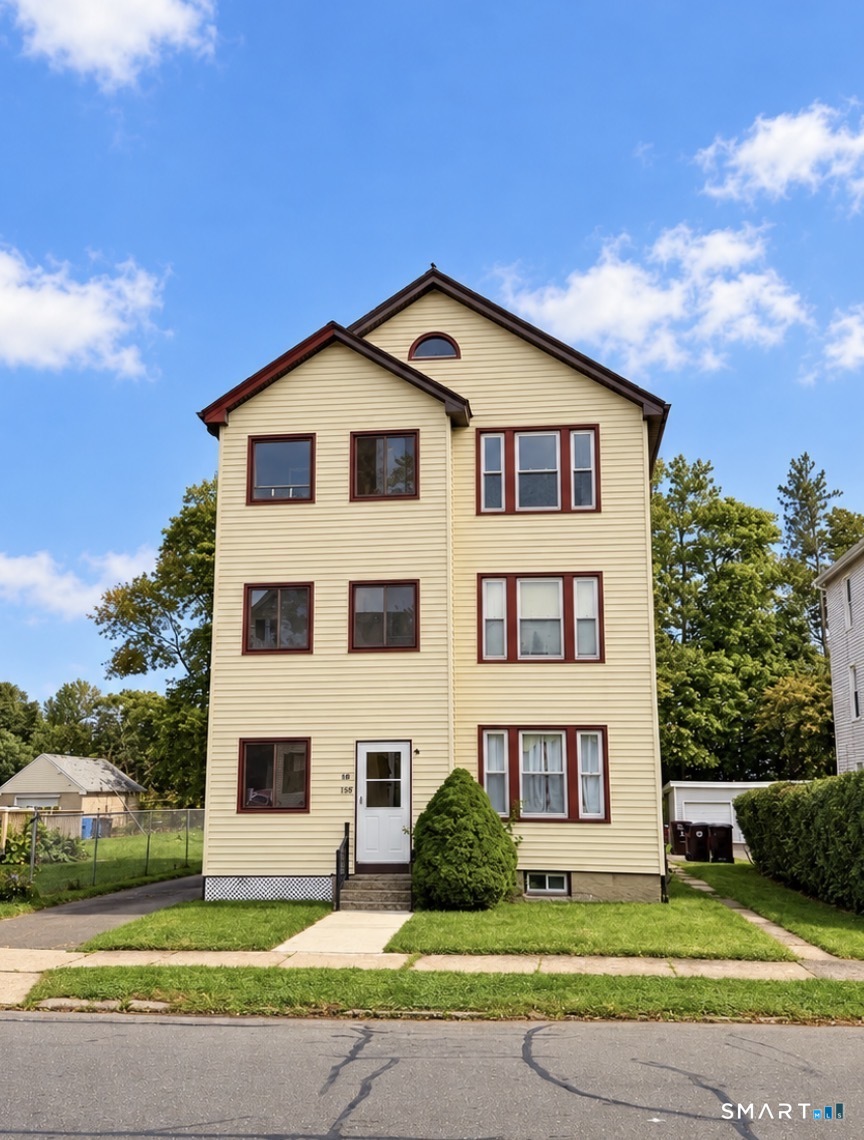140 Greenwood Street 2nd Floor — photo