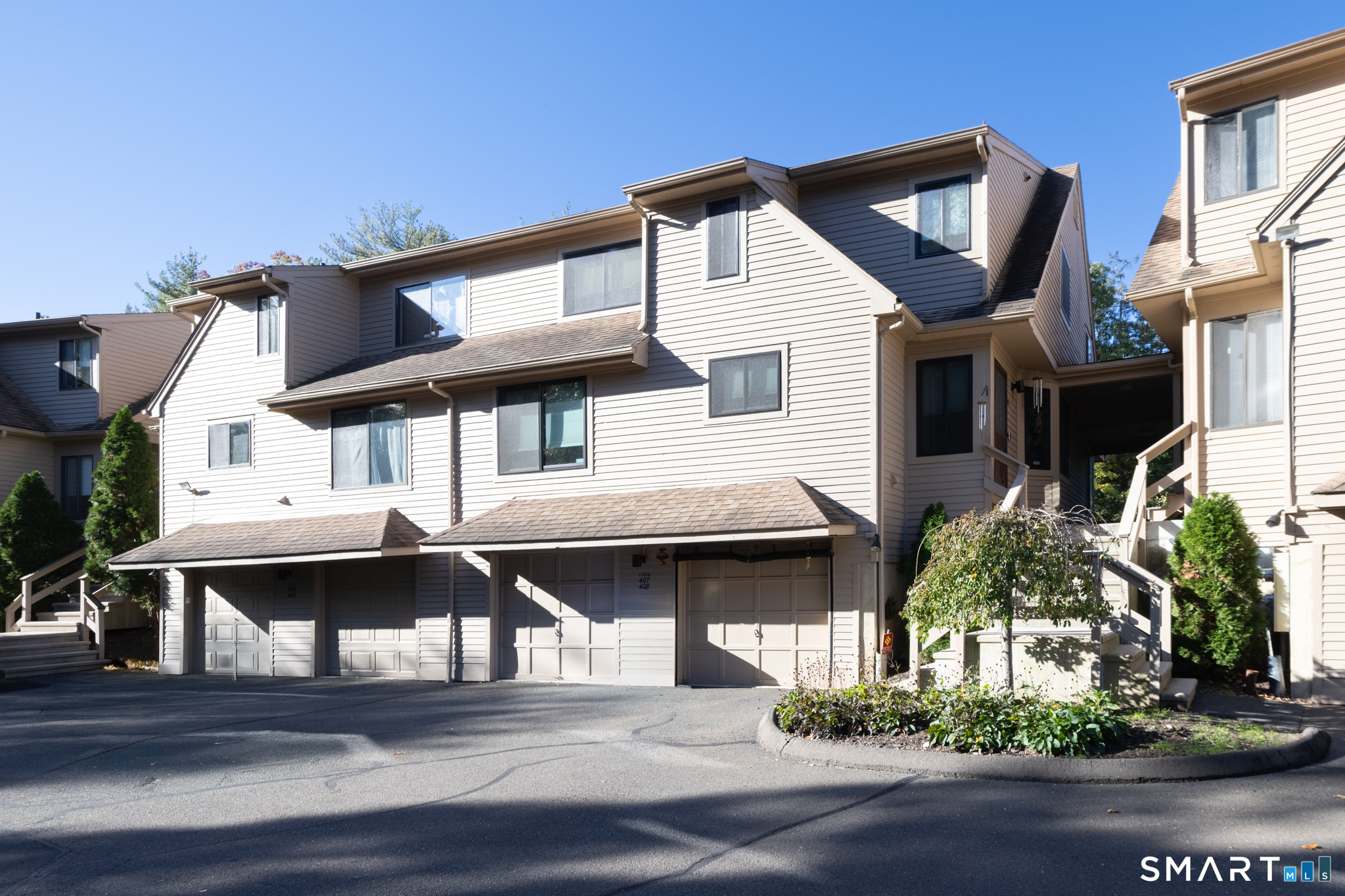 210 Treadwell Street Unit 408 — photo
