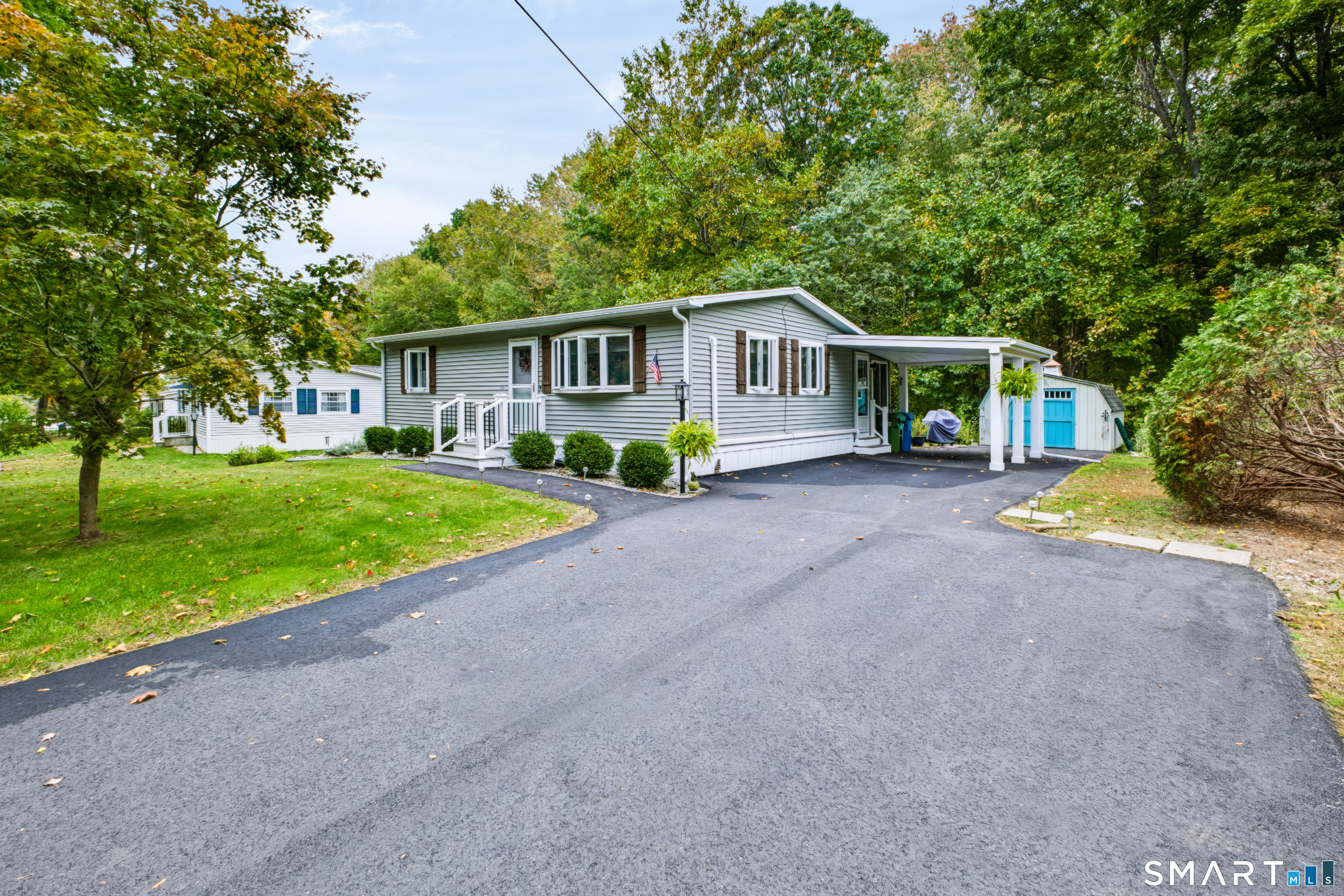 15 Old Forge Road — photo