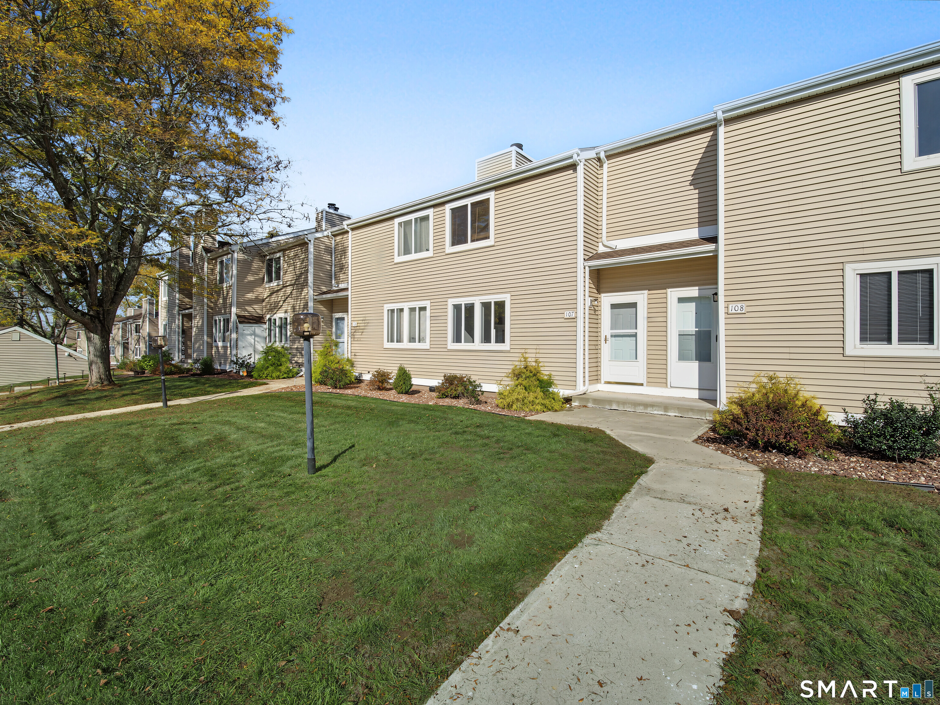 60 Old Town Road Unit 107 — photo