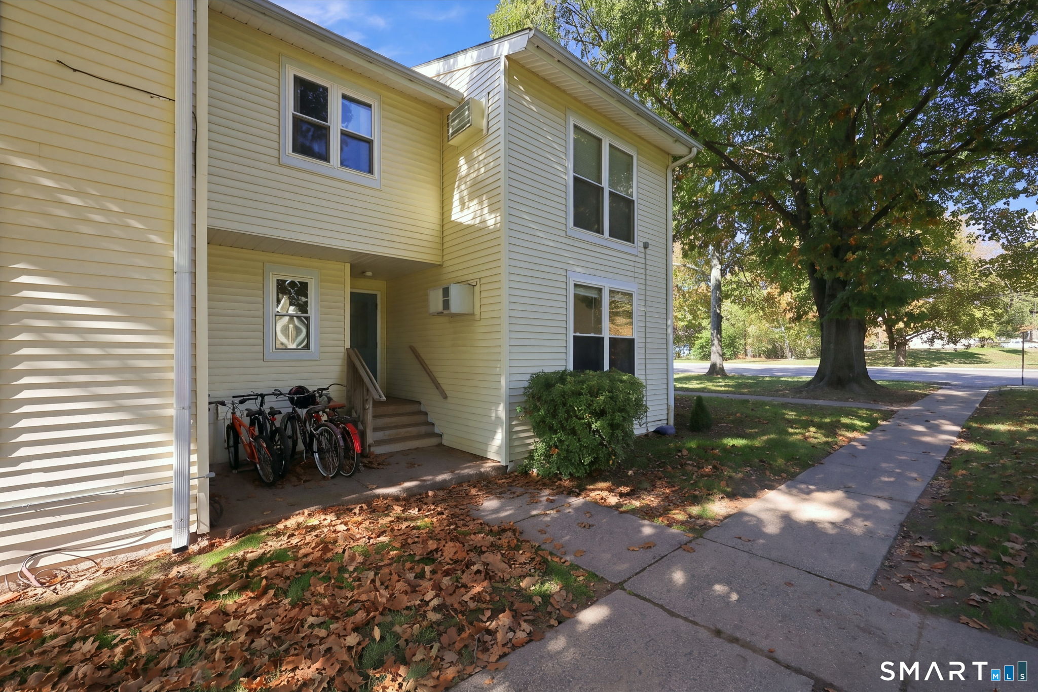 949 Pleasant Valley Road Unit 4-3 — photo