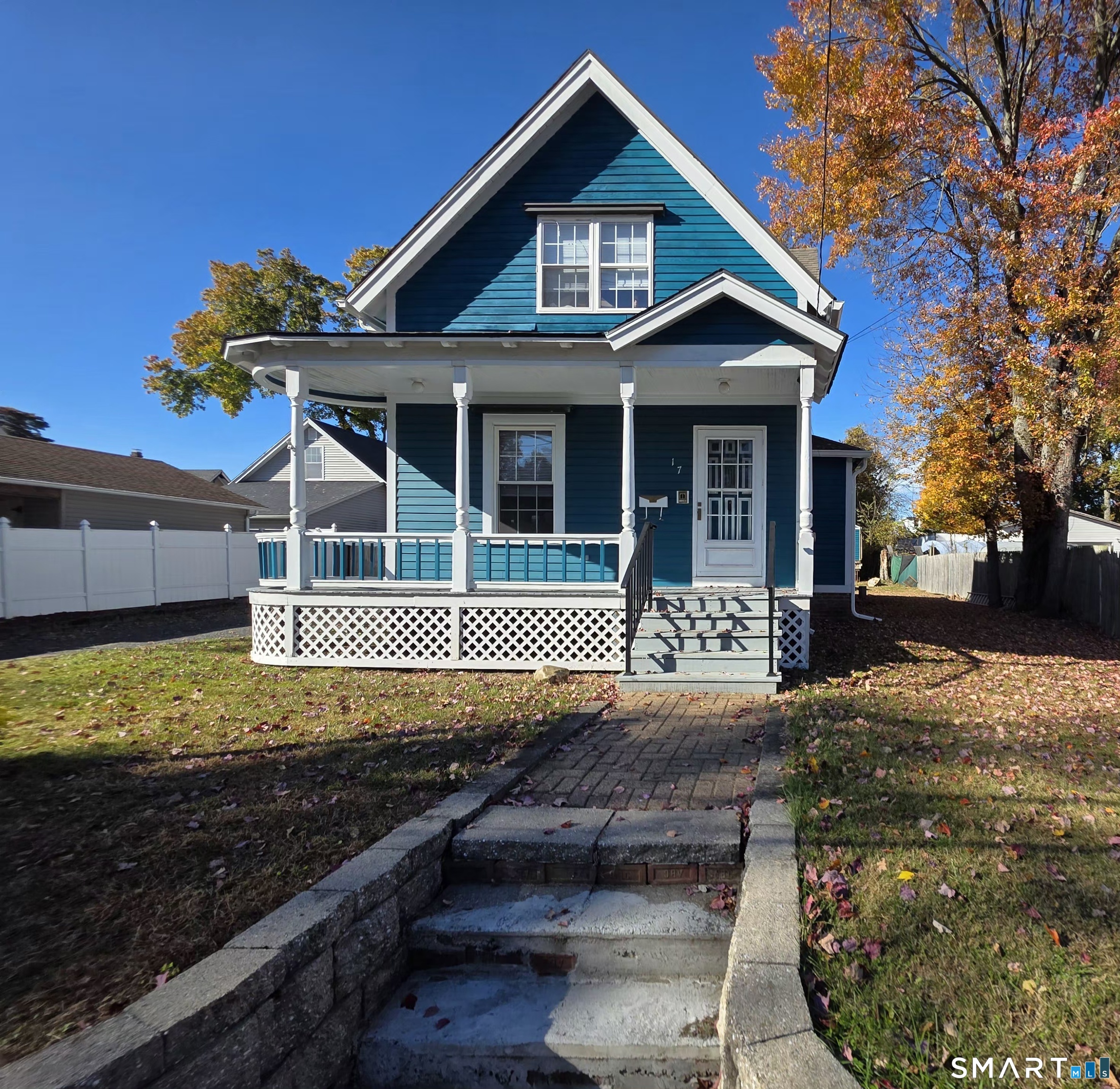 17 Edgewood Avenue — photo